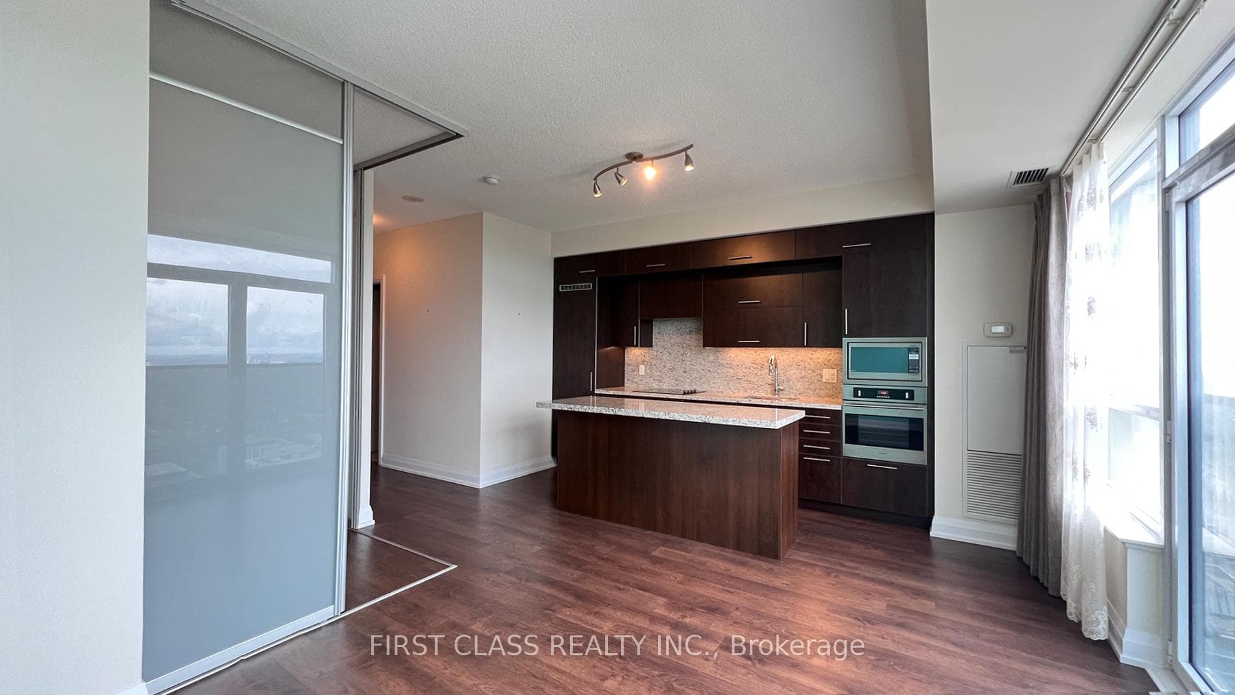 5 Sheppard Avenue Unit 3724 photo 4