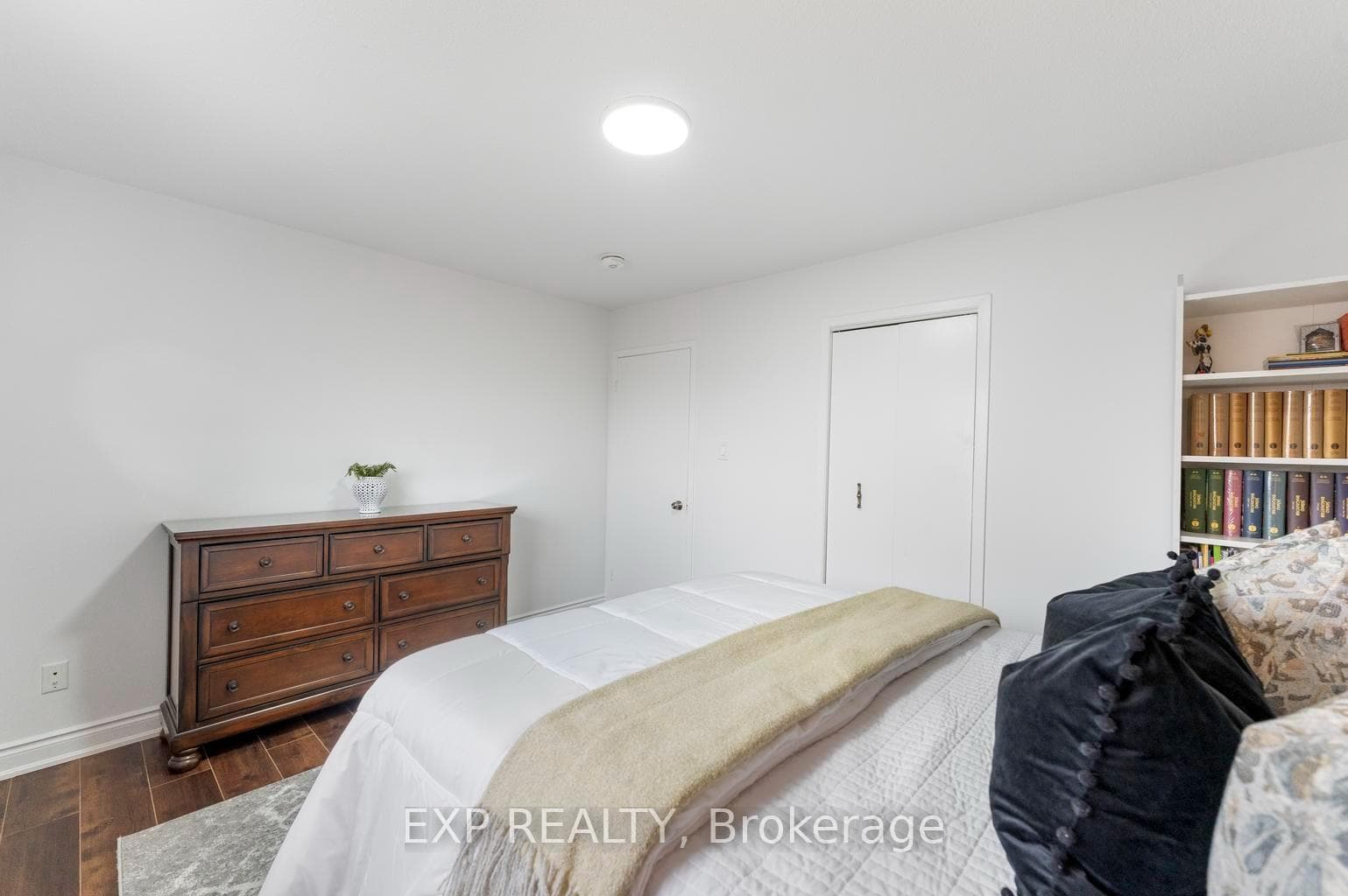 36 Jellicoe Crescent photo 20