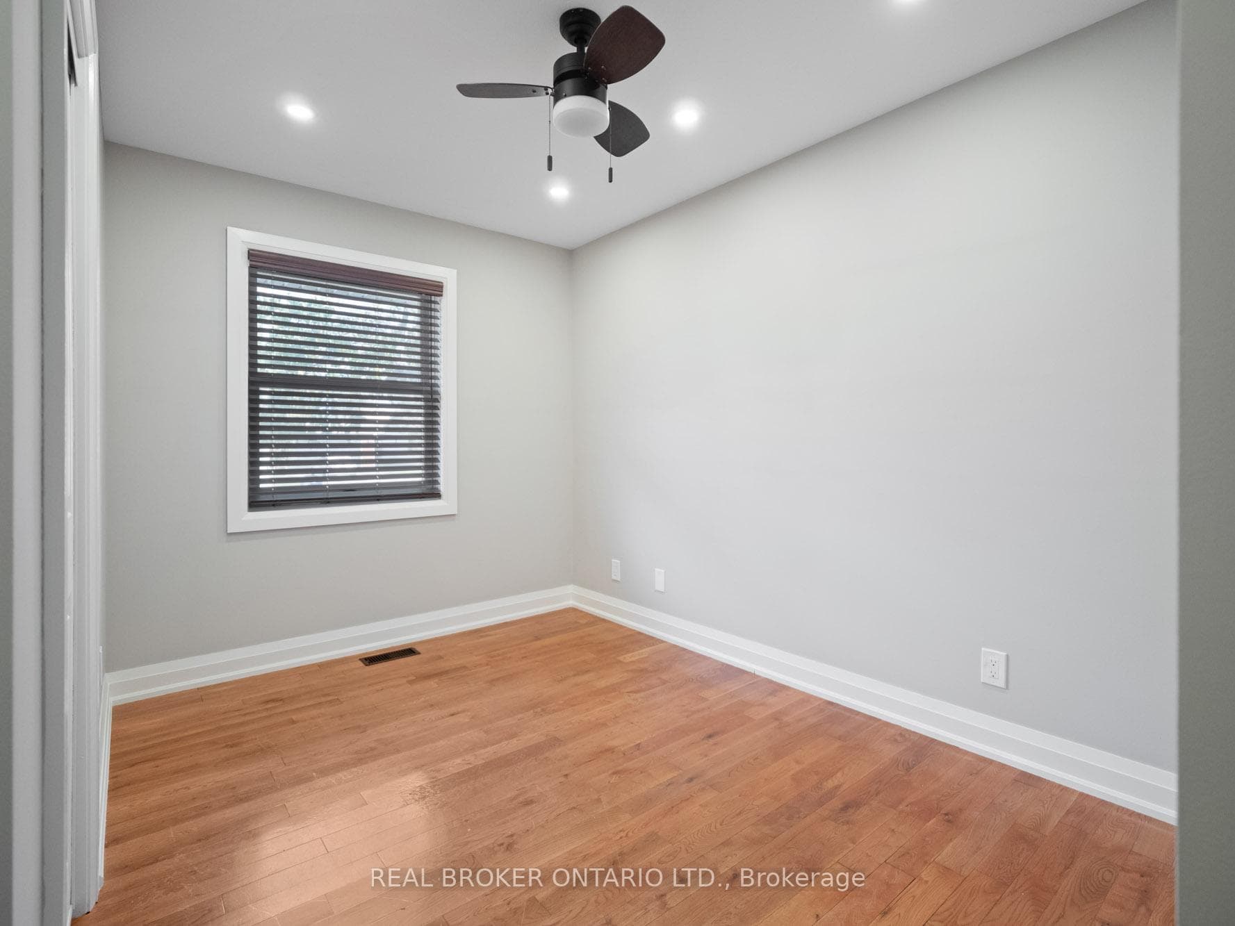105 Calla Terrace photo 18