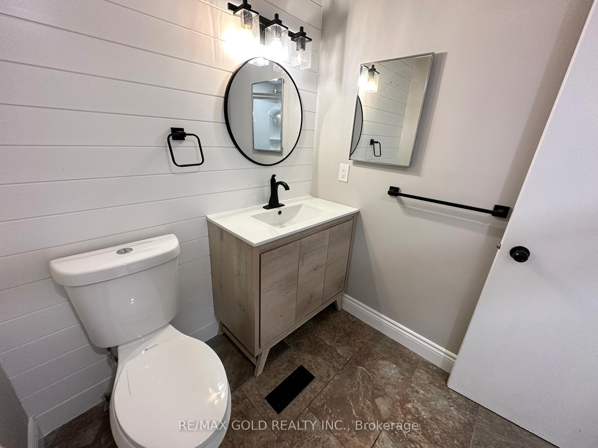 2278 Margot Street photo 24