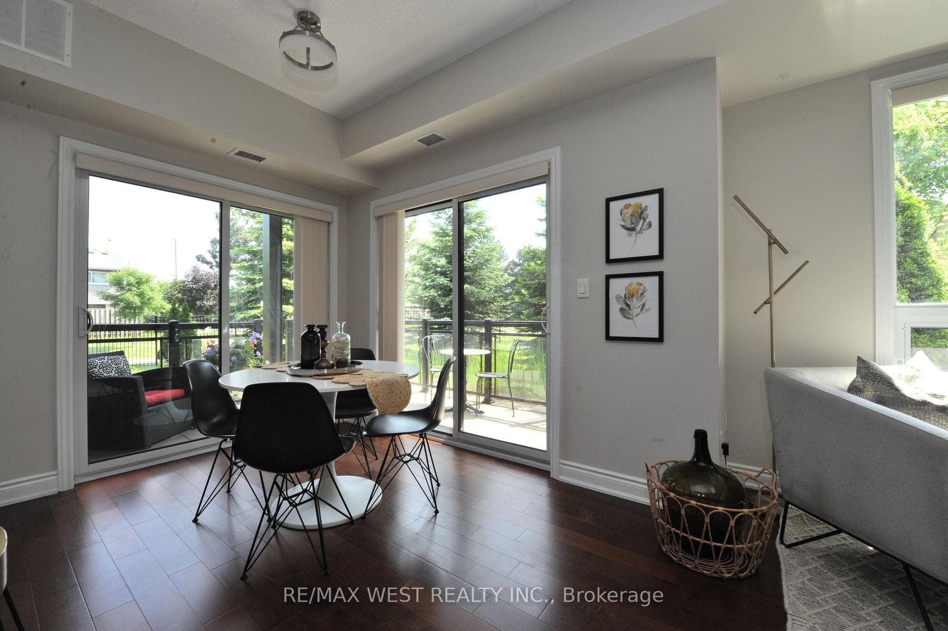 3170 Erin Mills Parkway Unit 109 photo 11