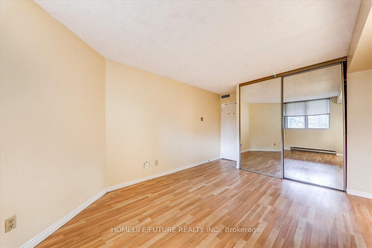 160 Alton Tower Circle Unit 313 photo 19
