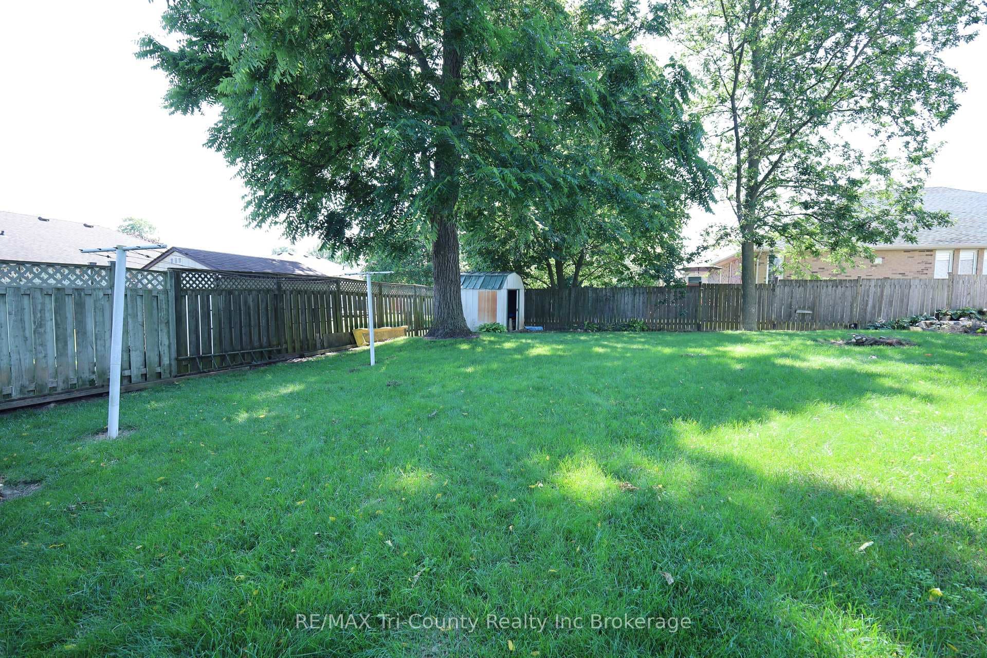 43 Trillium Drive photo 37