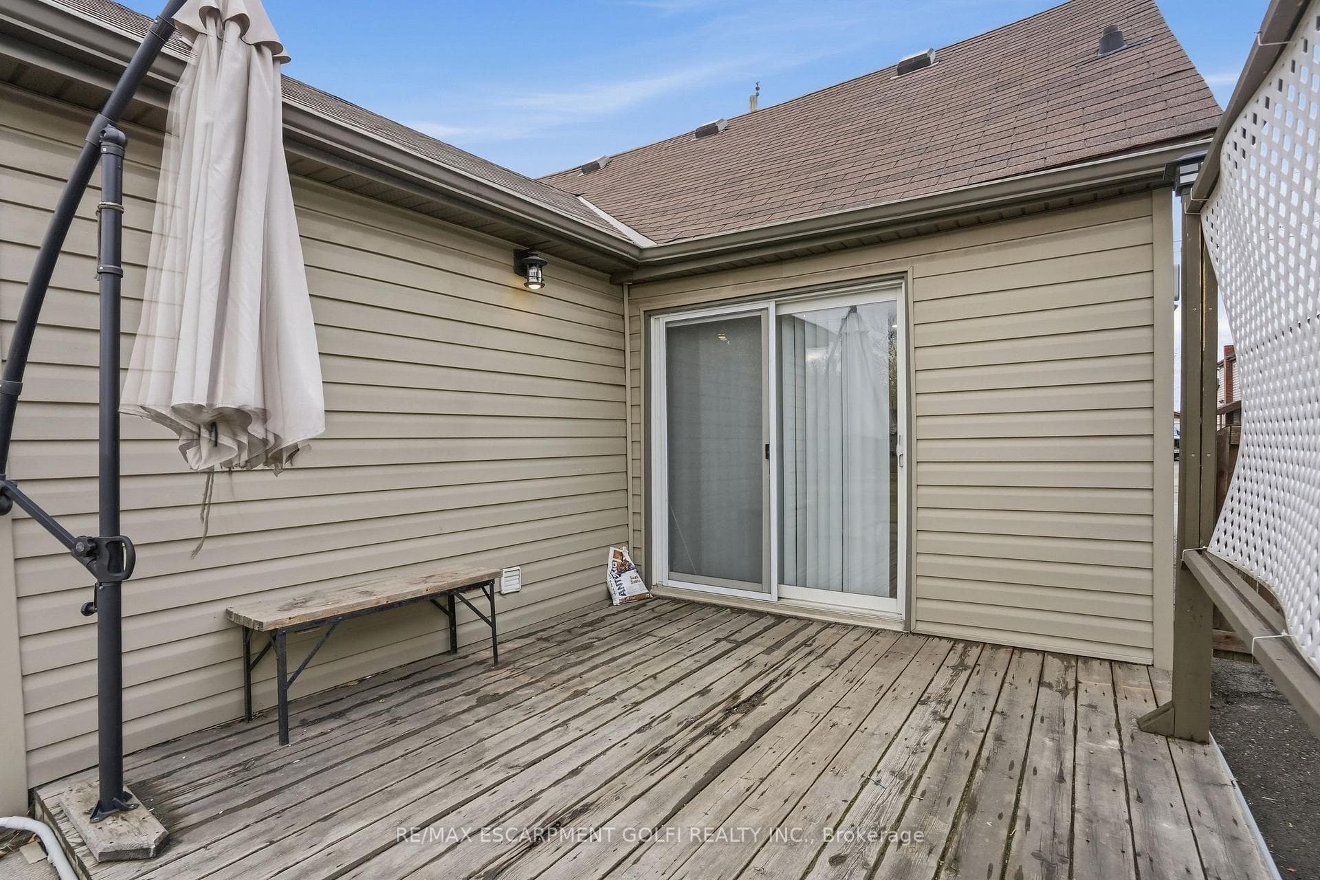 190 MEAD Avenue photo 18