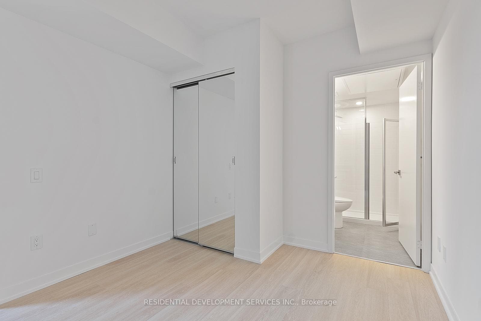 500 Wilson Avenue Unit 306 photo 14