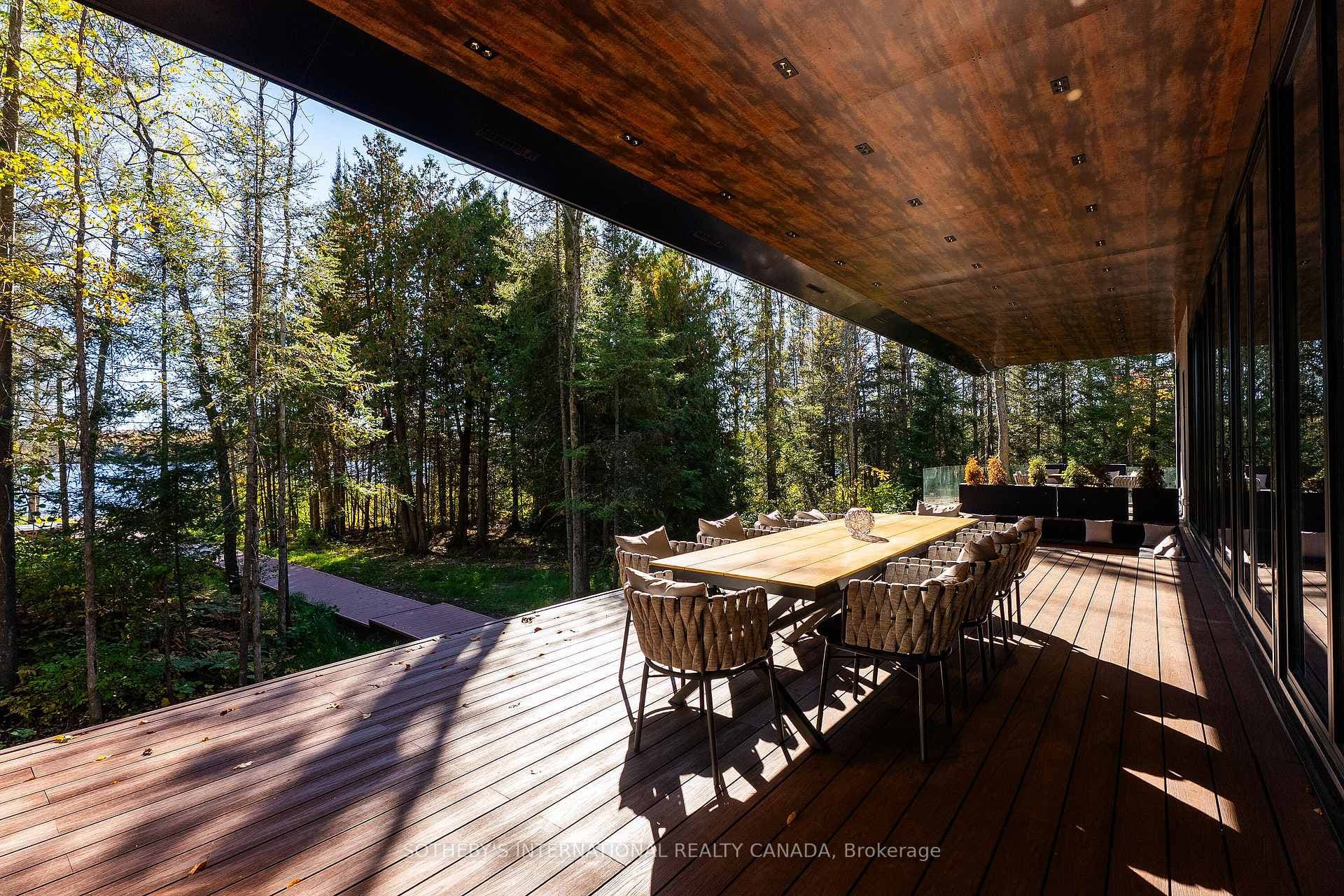 Deck Dining Area with Overhang Ceiling