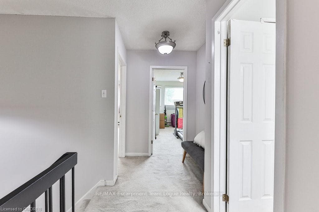 530 FALGARWOOD Drive Unit 24 photo 32