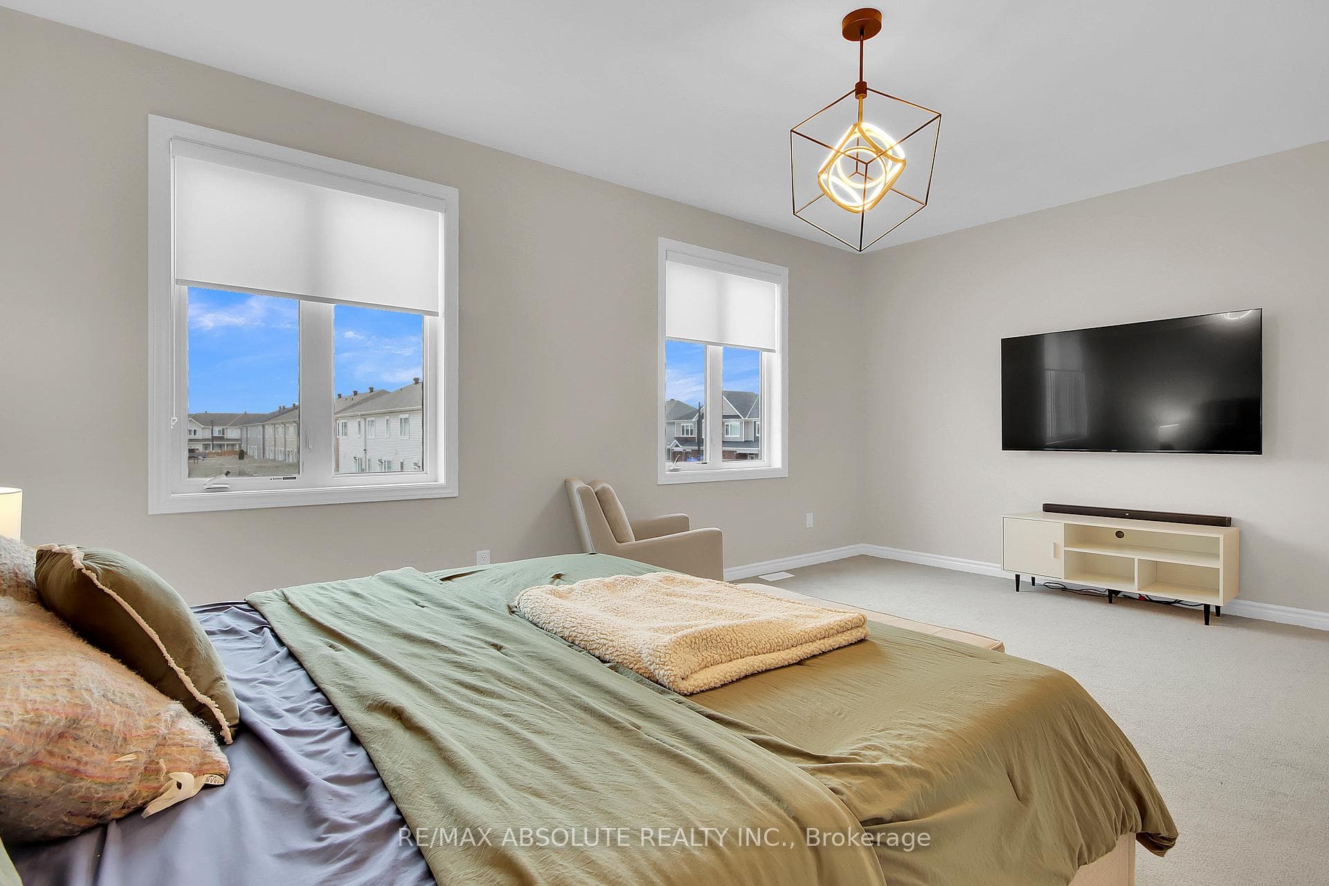 12 Jargeau Road photo 22