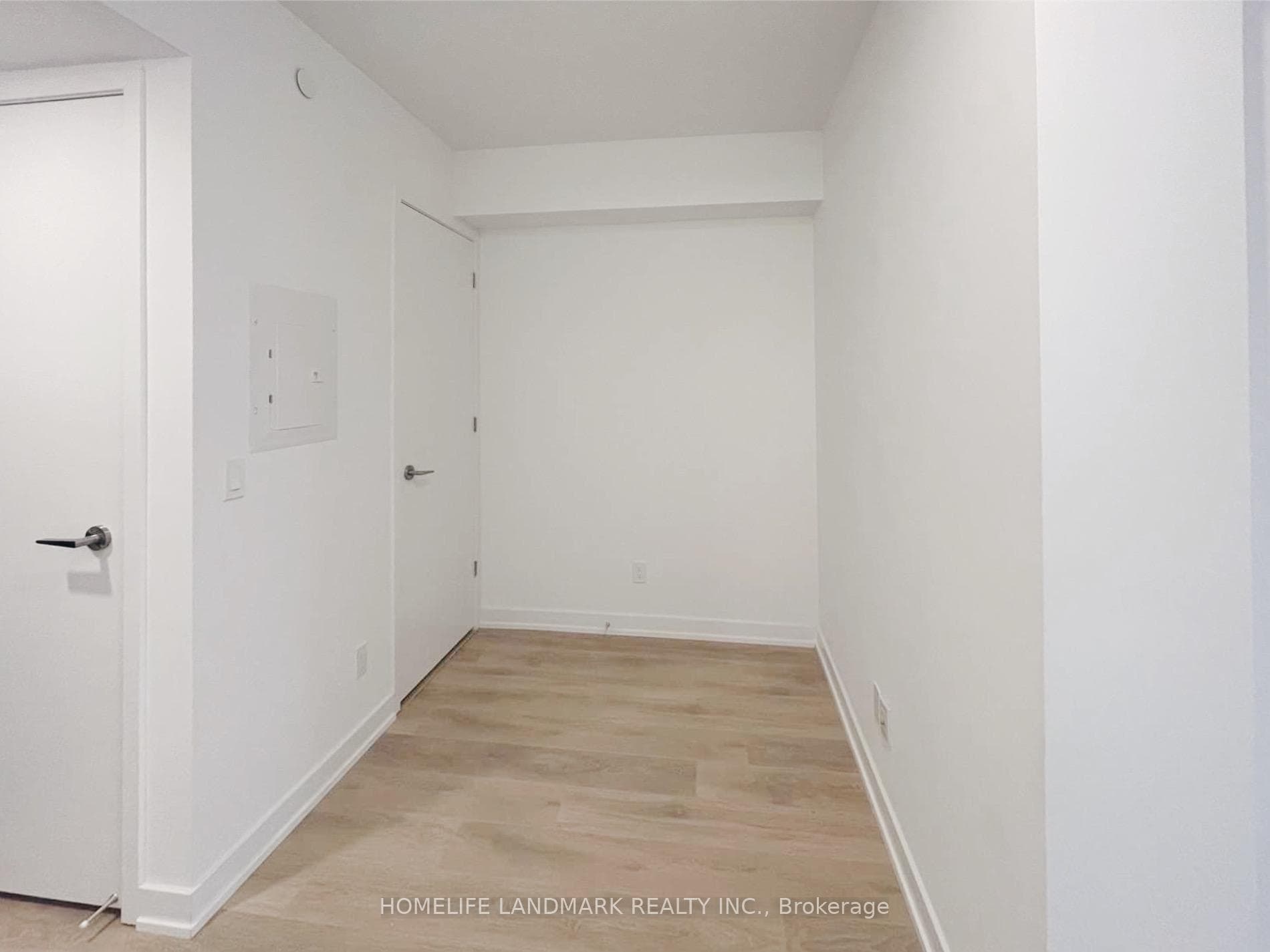 501 Yonge Street Unit 3408 photo 3