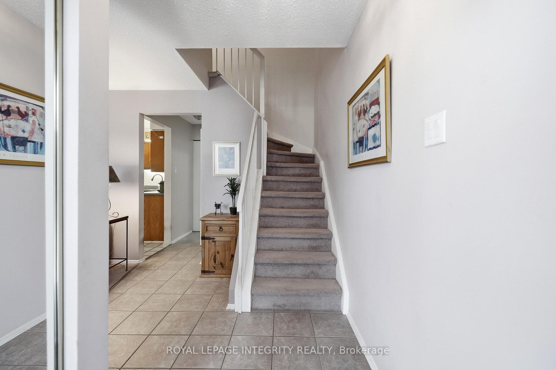 545 Canteval Terrace Unit 110 photo 6