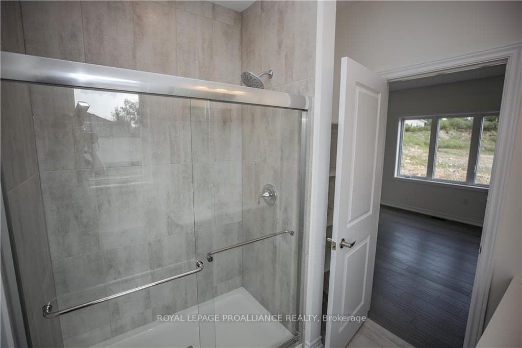 95 ADLEY Drive photo 19