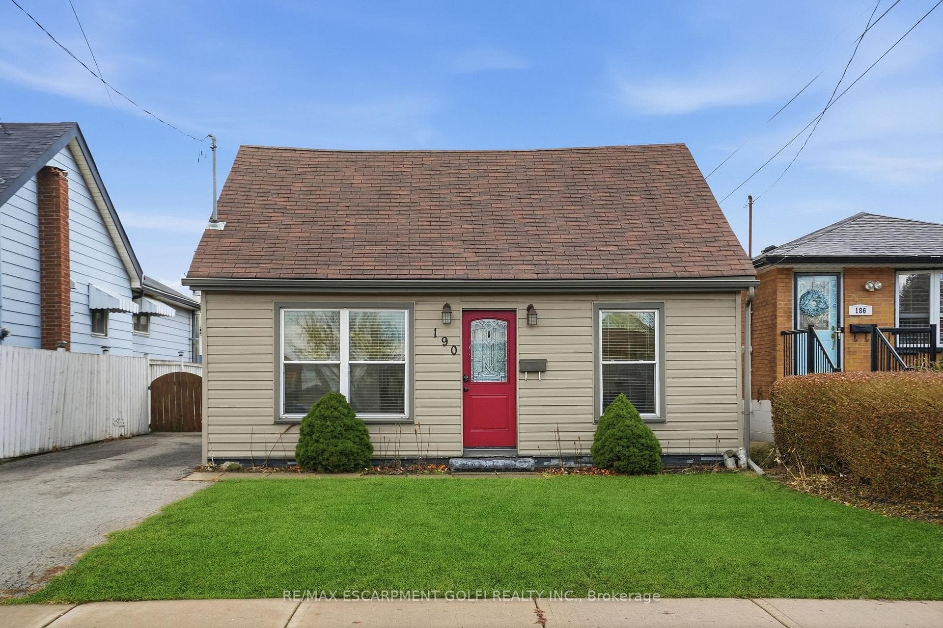 190 MEAD Avenue photo 2