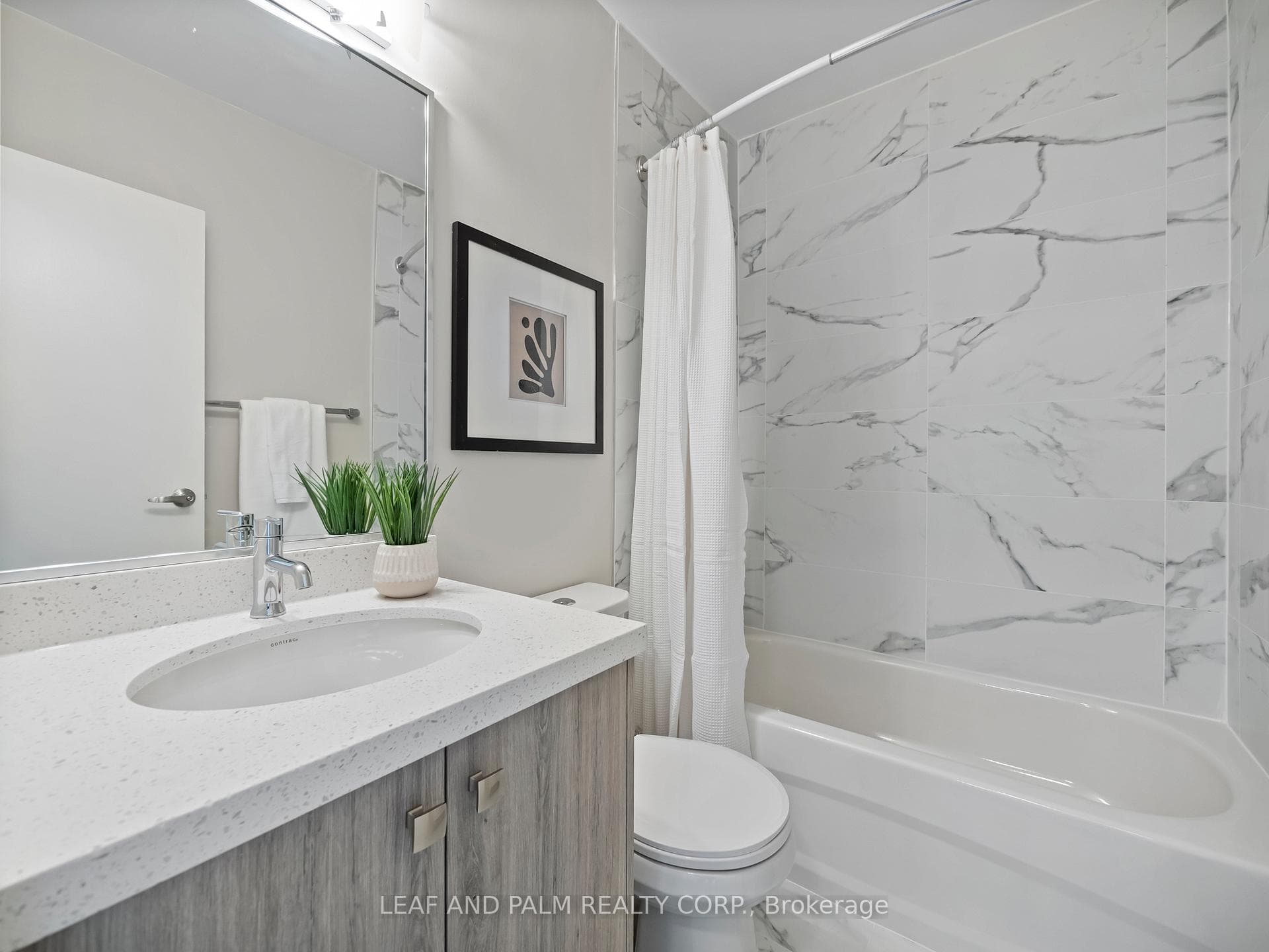 150 Colborne Avenue Unit 402 photo 7