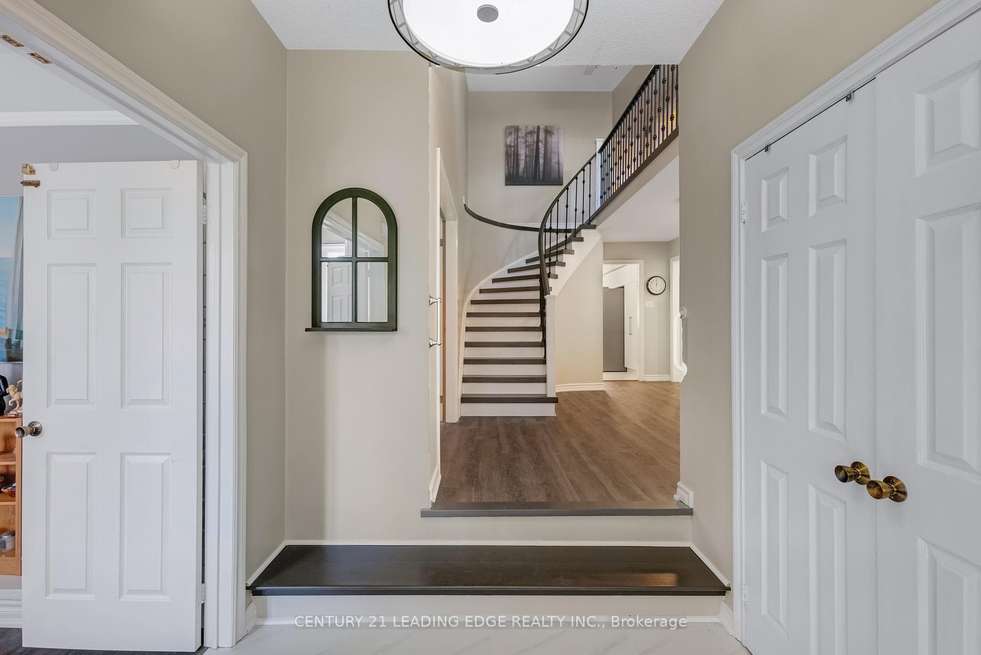 22 Havagal Crescent photo 4