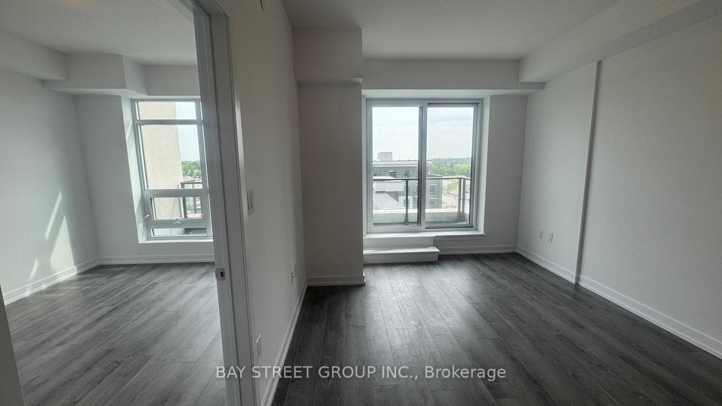 470 Dundas Street Unit 707 photo 10