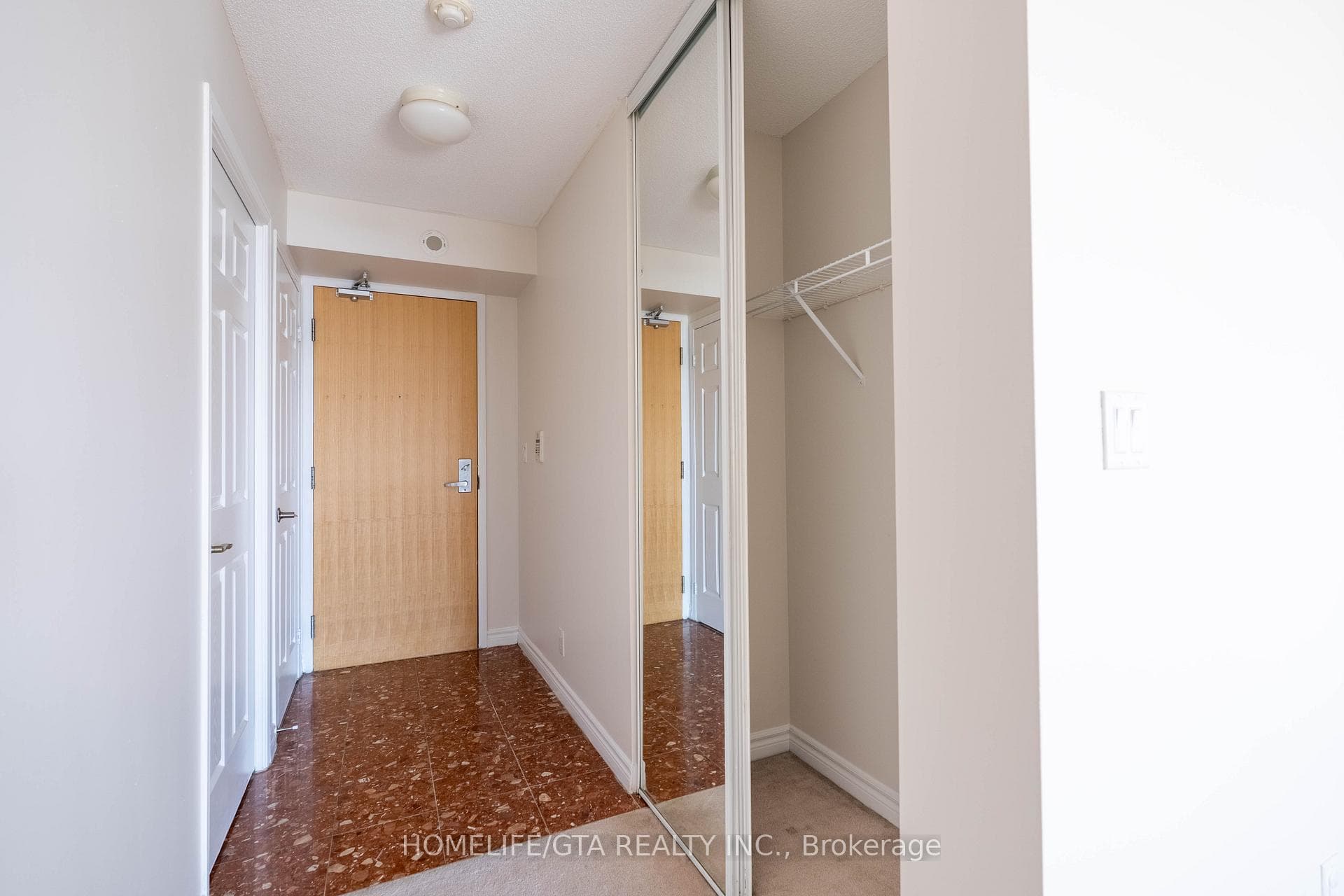 68 Grangeway Avenue Unit 1511 photo 14