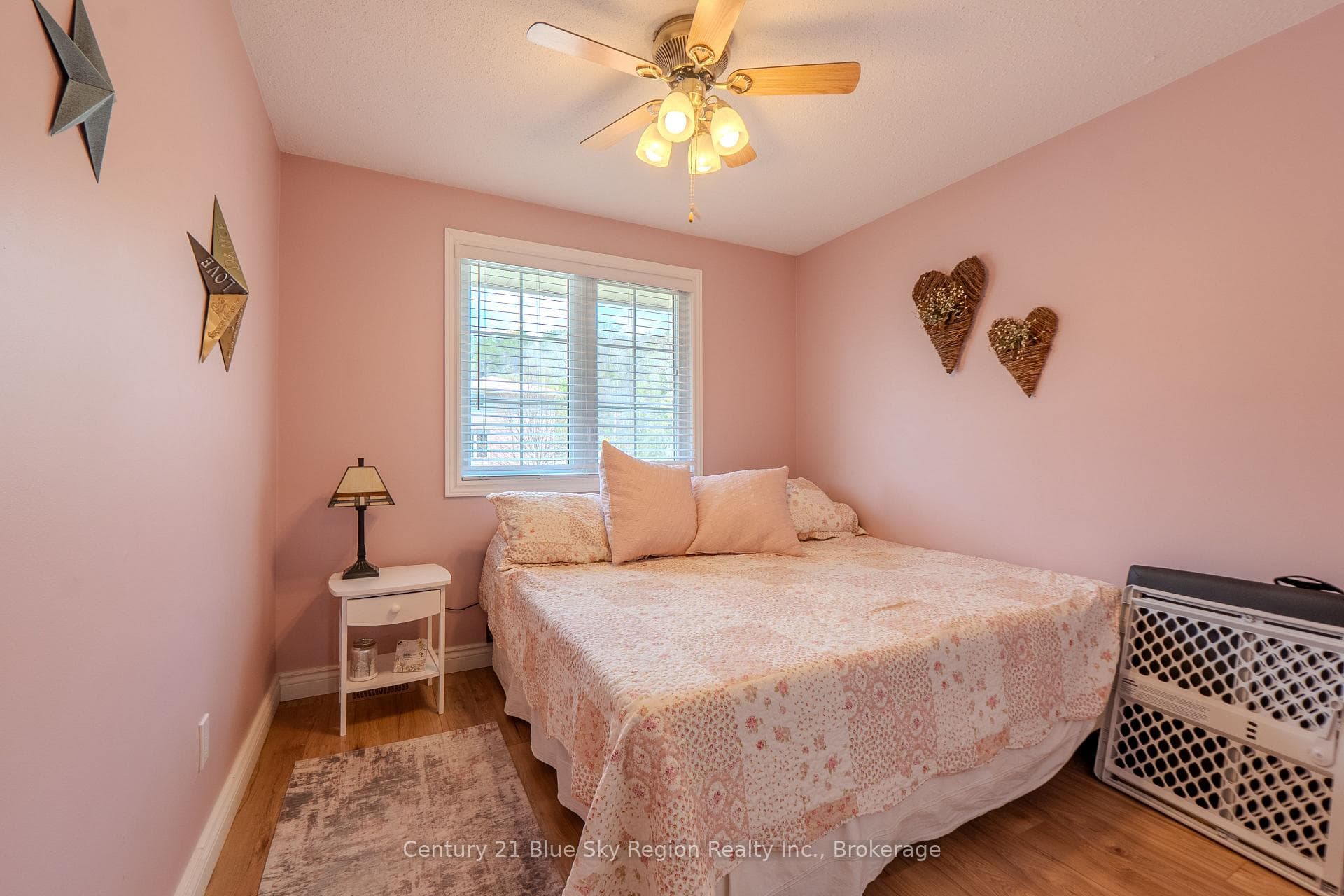 203 Rancier Street photo 19