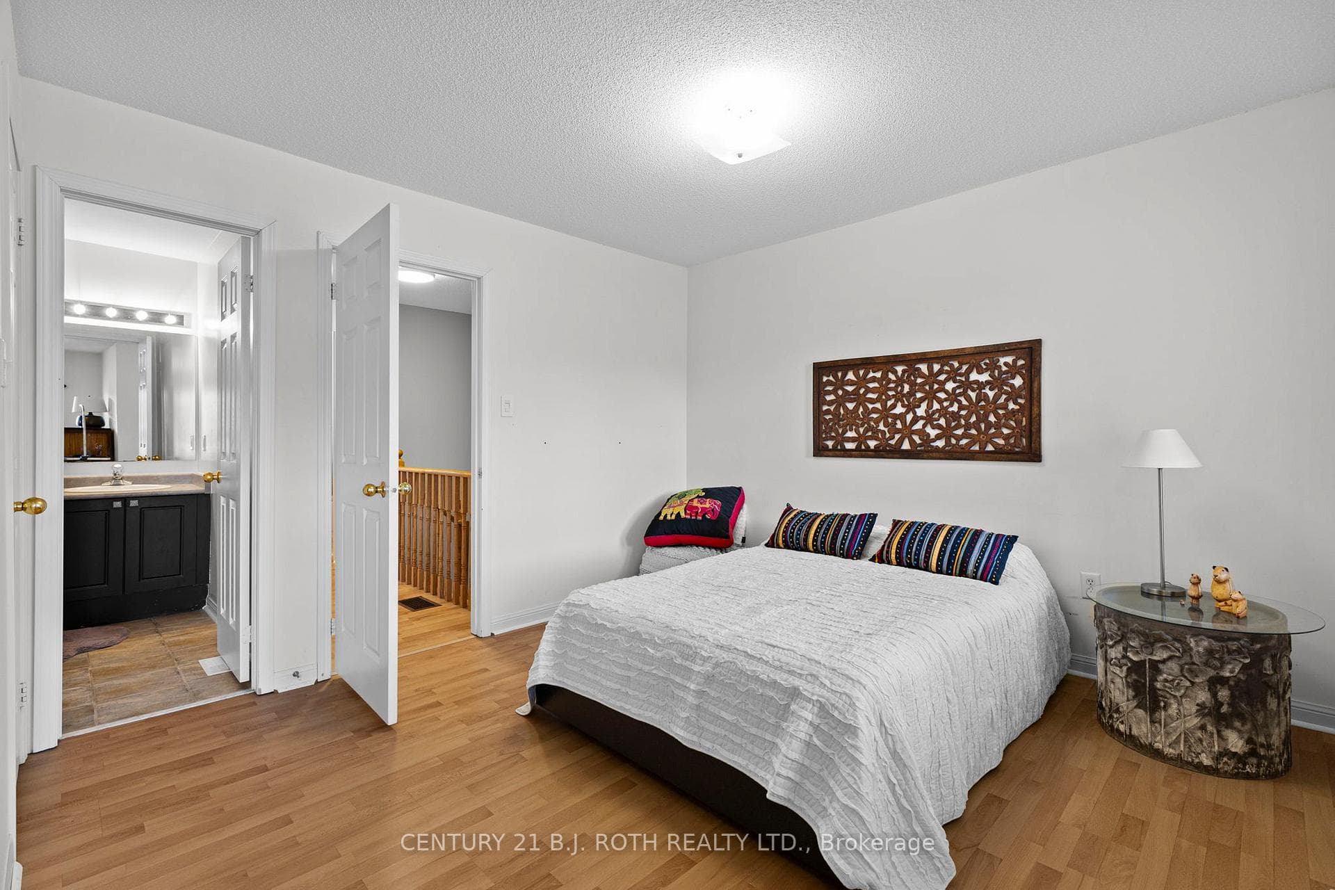 359 FERNDALE Drive photo 16