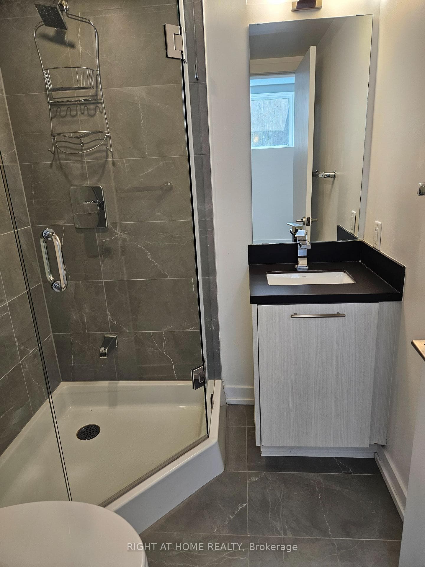 268 Finch Avenue Unit 17 photo 11