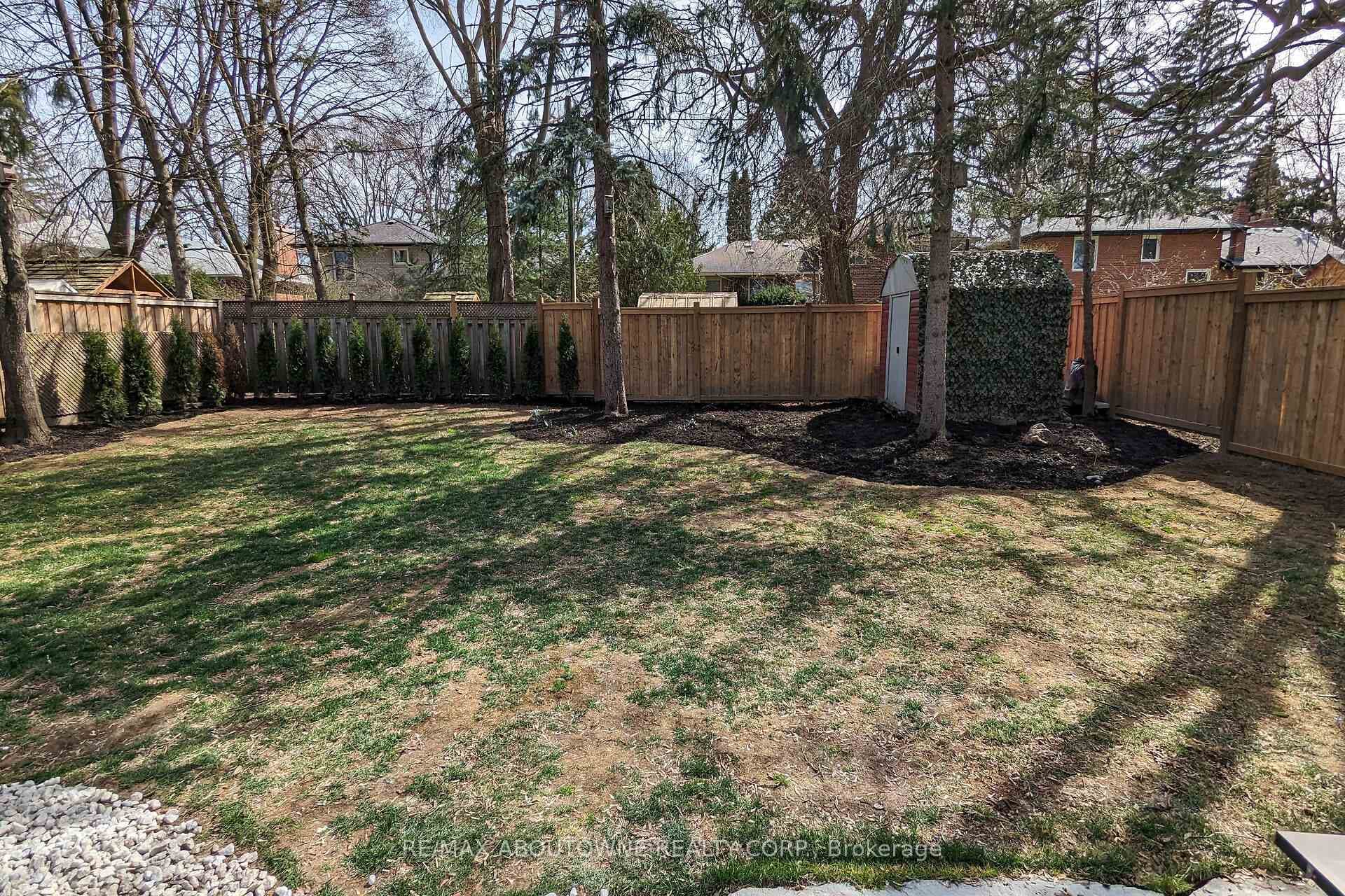 3411 Enniskillen Circle photo 32