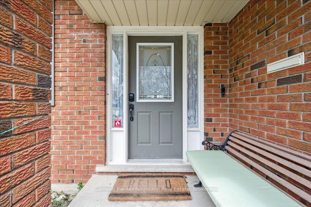 180 Southwood Drive photo 3