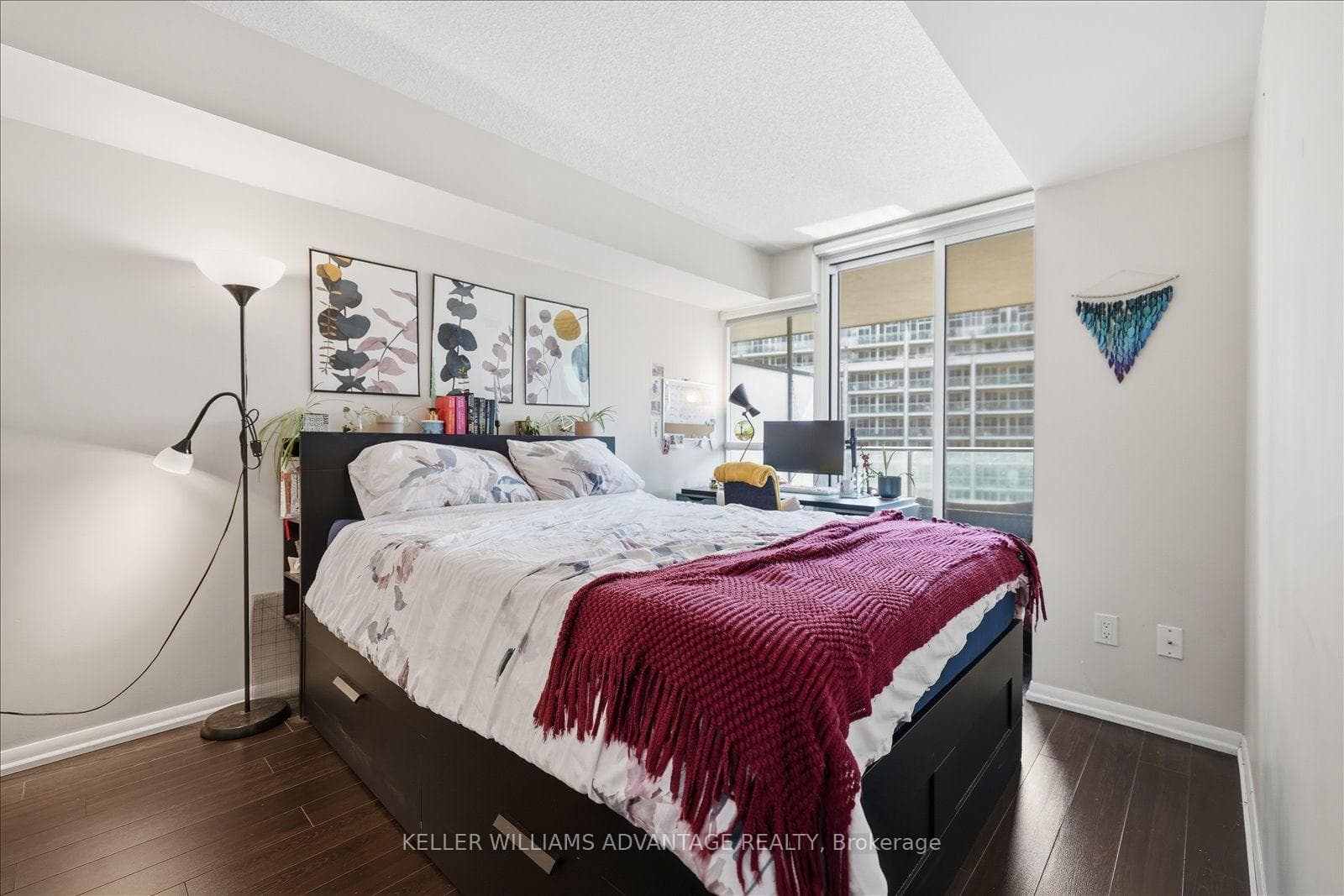 209 Fort York Boulevard Unit 1170 photo 12