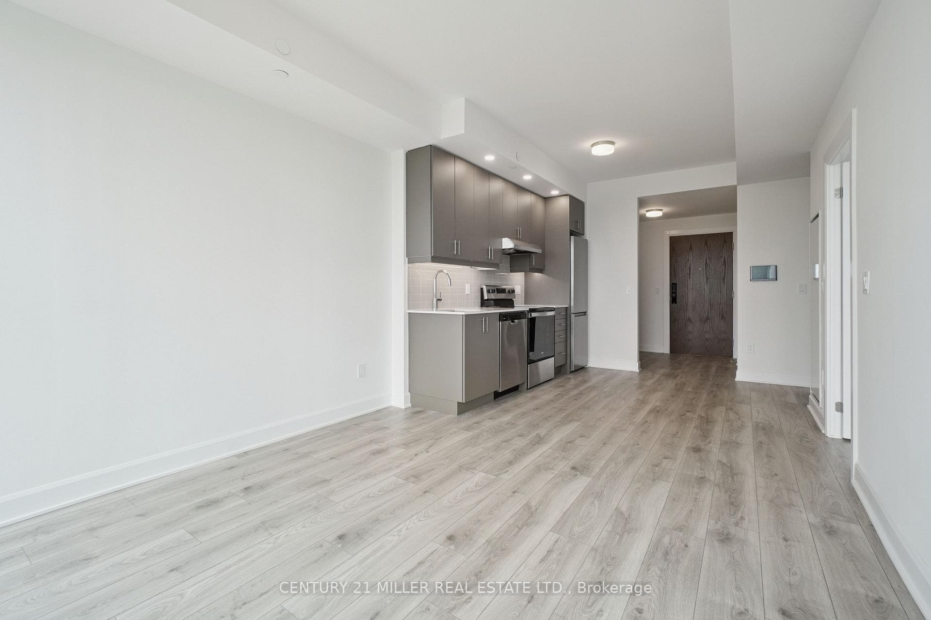 3240 William Coltson Avenue Unit 615 photo 12