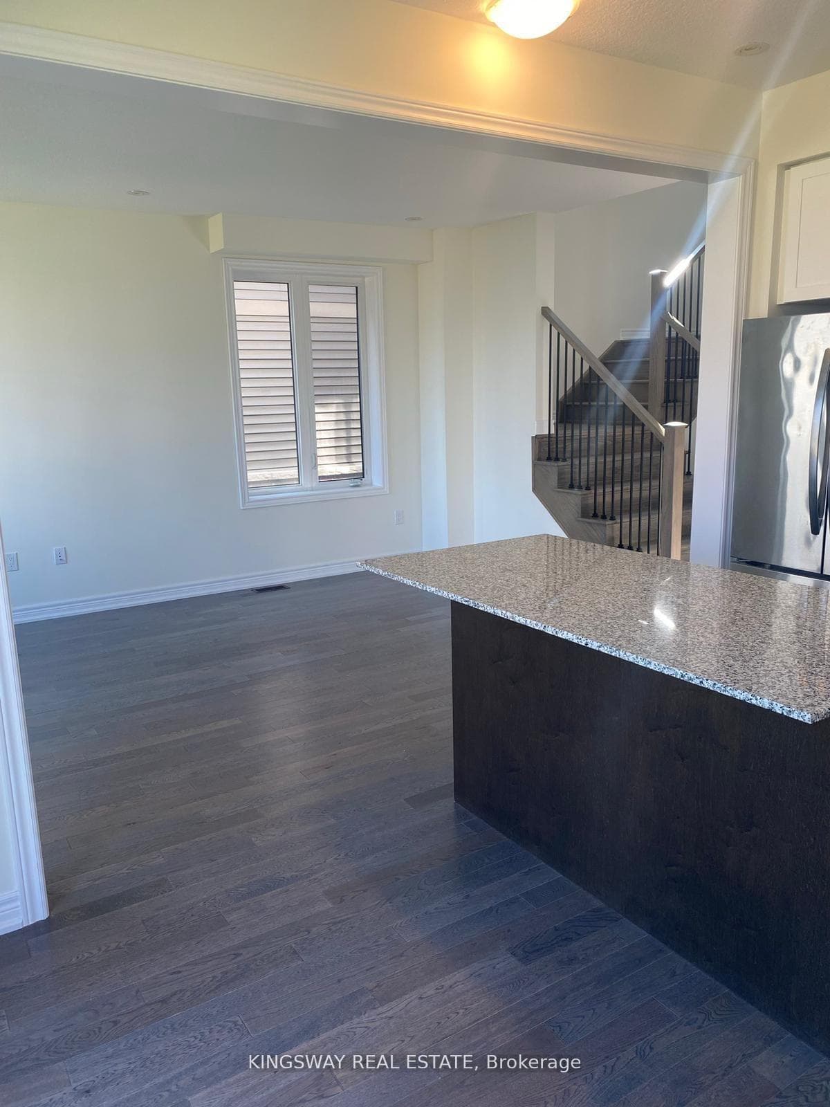 162 Blackbird Way photo 4