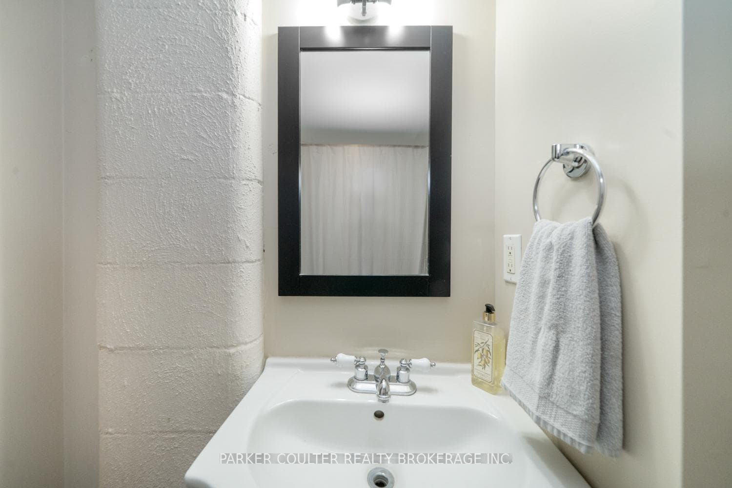 7 Oakley Park Square photo 16