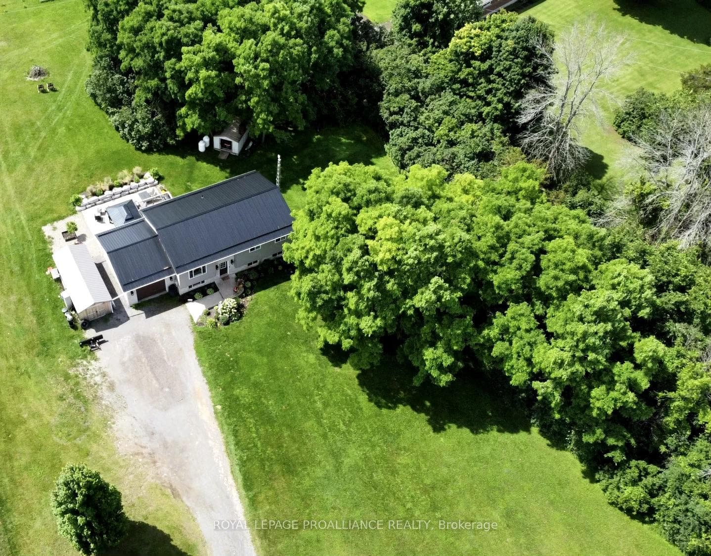 3238 Blessington Road photo 30