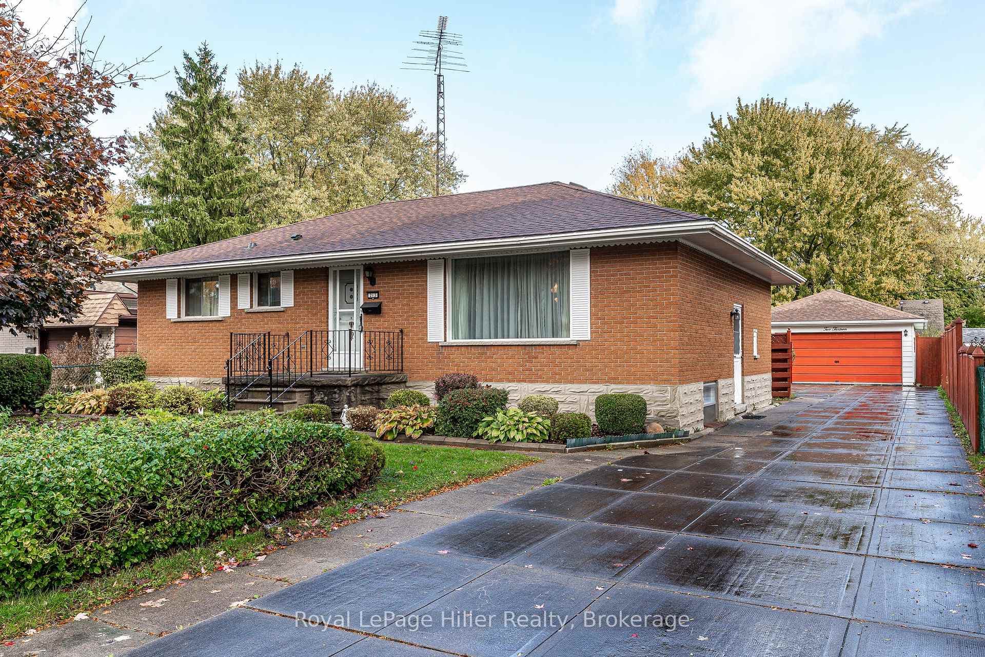 213 Home Street photo 1