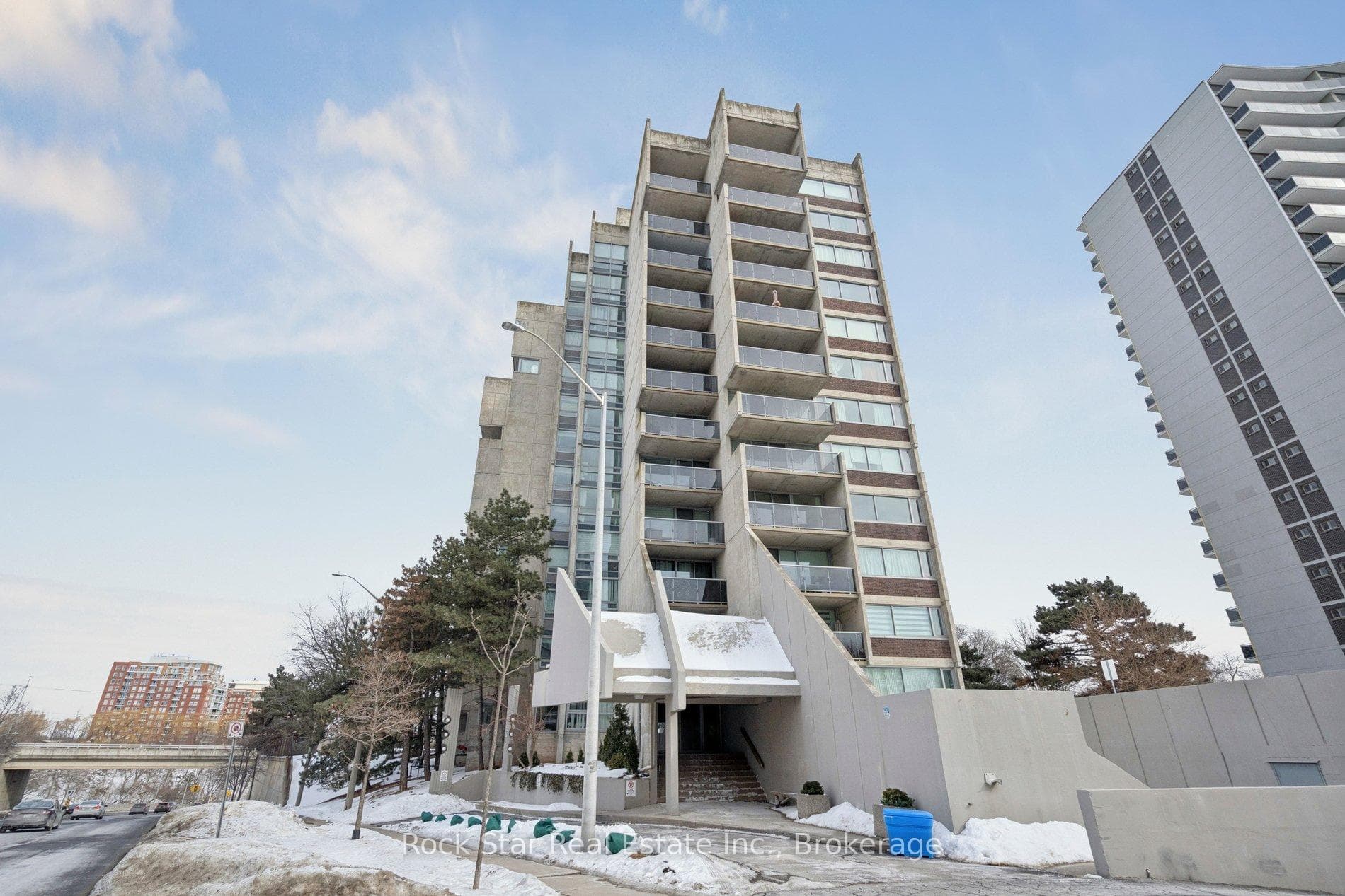 20 Speers Road Unit 103 photo 26