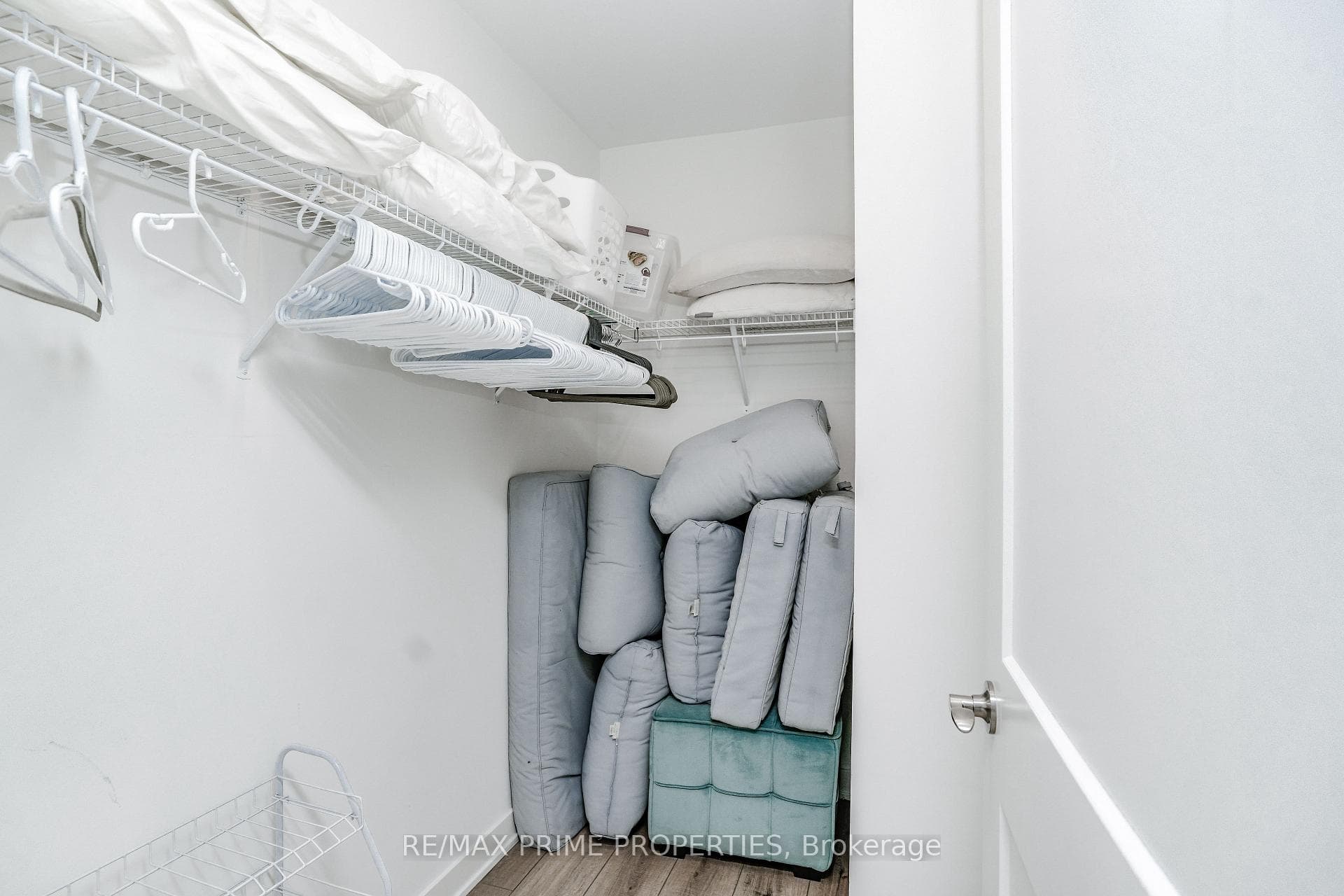 110 FERGUS Avenue Unit 135 photo 22