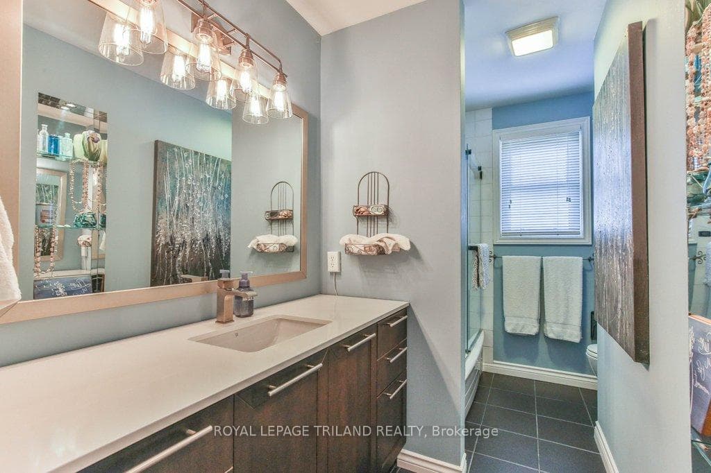 Updated Main bath with in-floor heating.