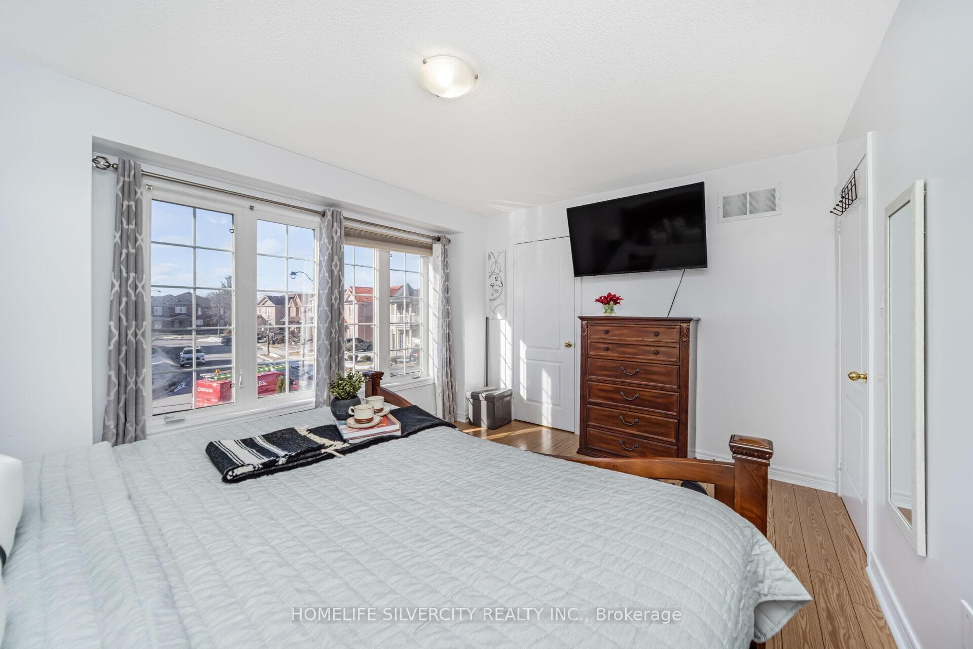 18 Finlayson Crescent photo 30