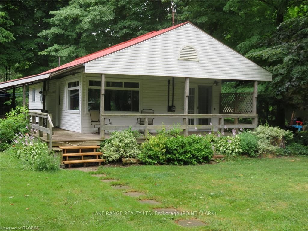 303 SAUK Court photo 1