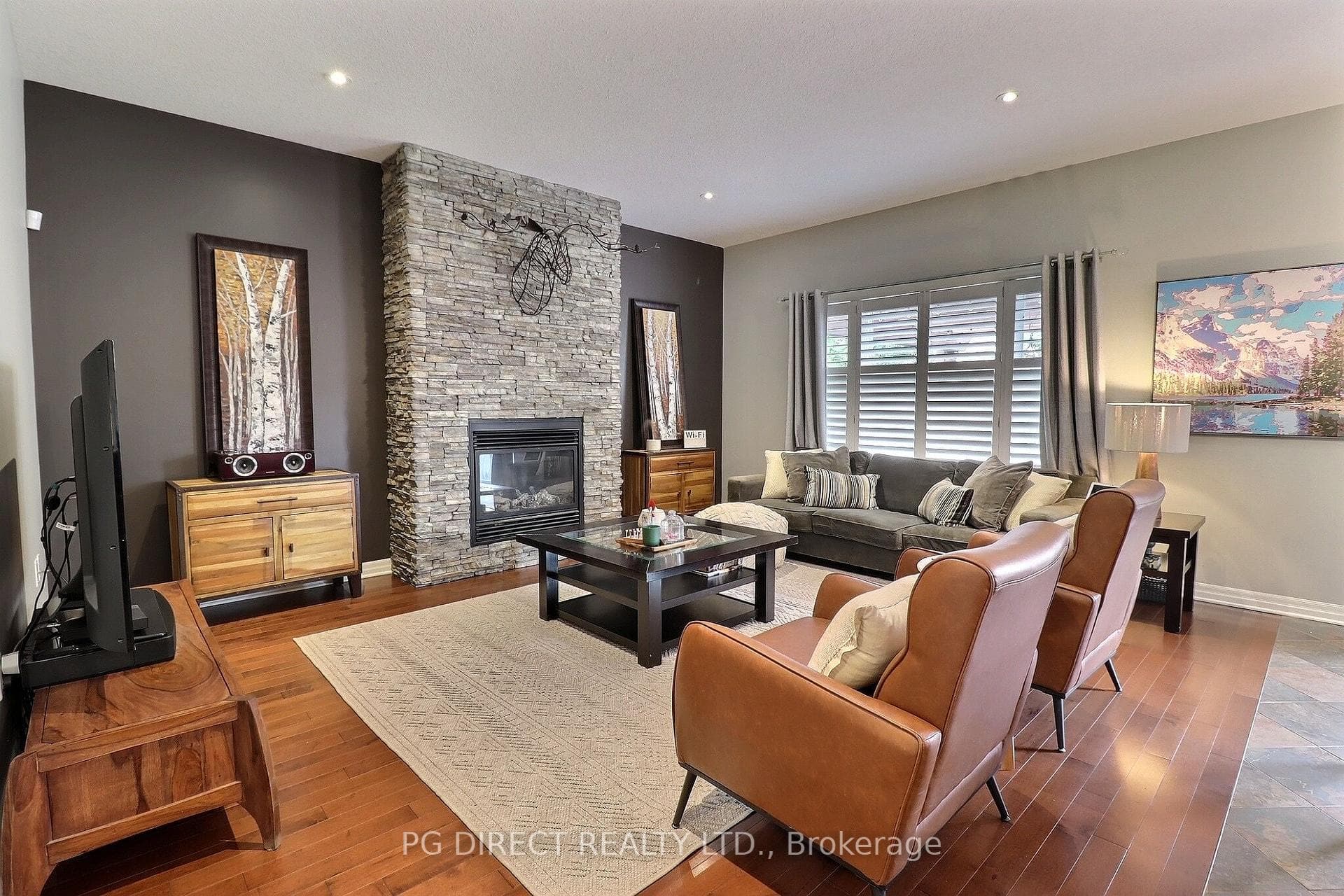 3089 Pomeroy Lane photo 3