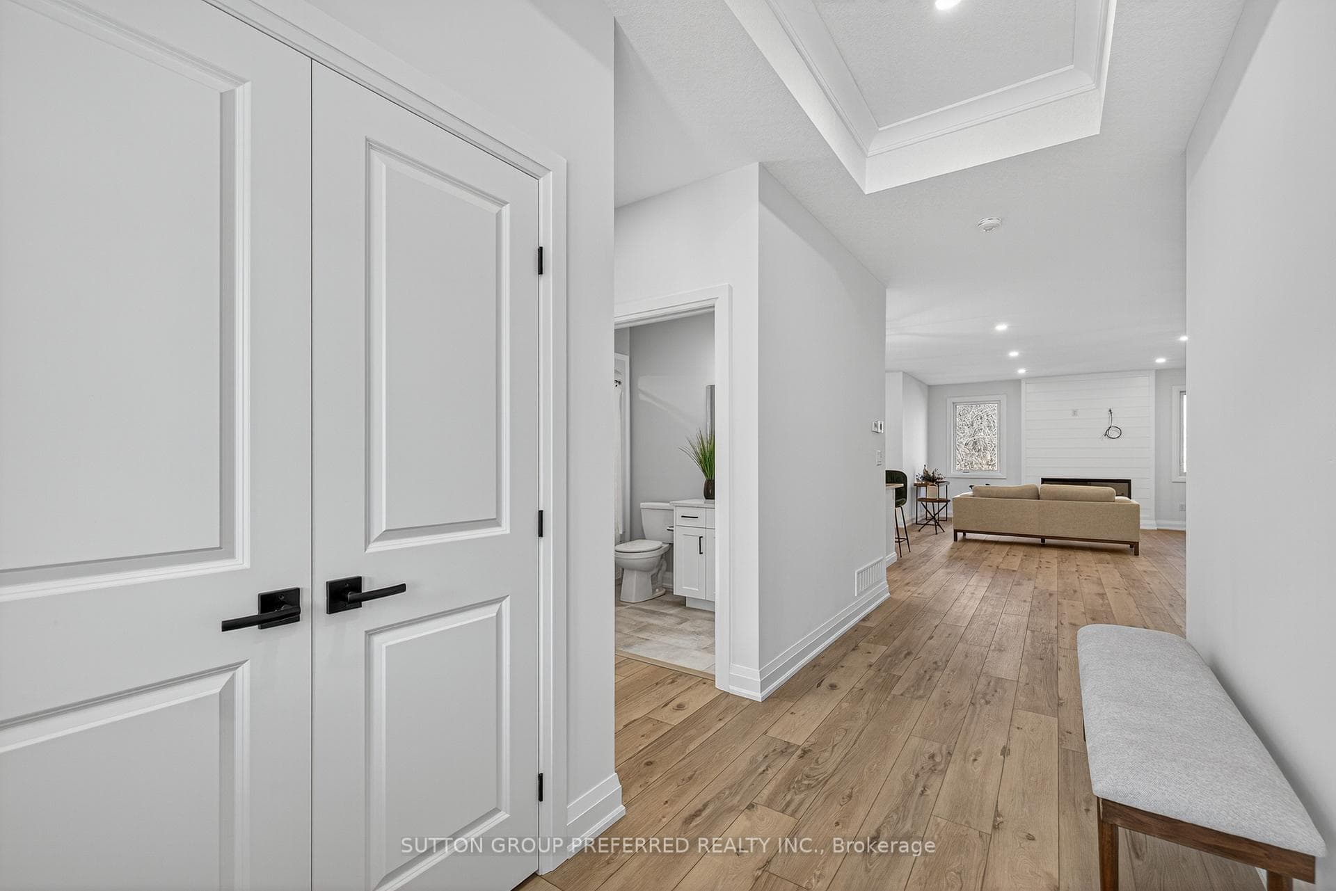 175 GLENGARIFF Drive Unit 22 photo 4