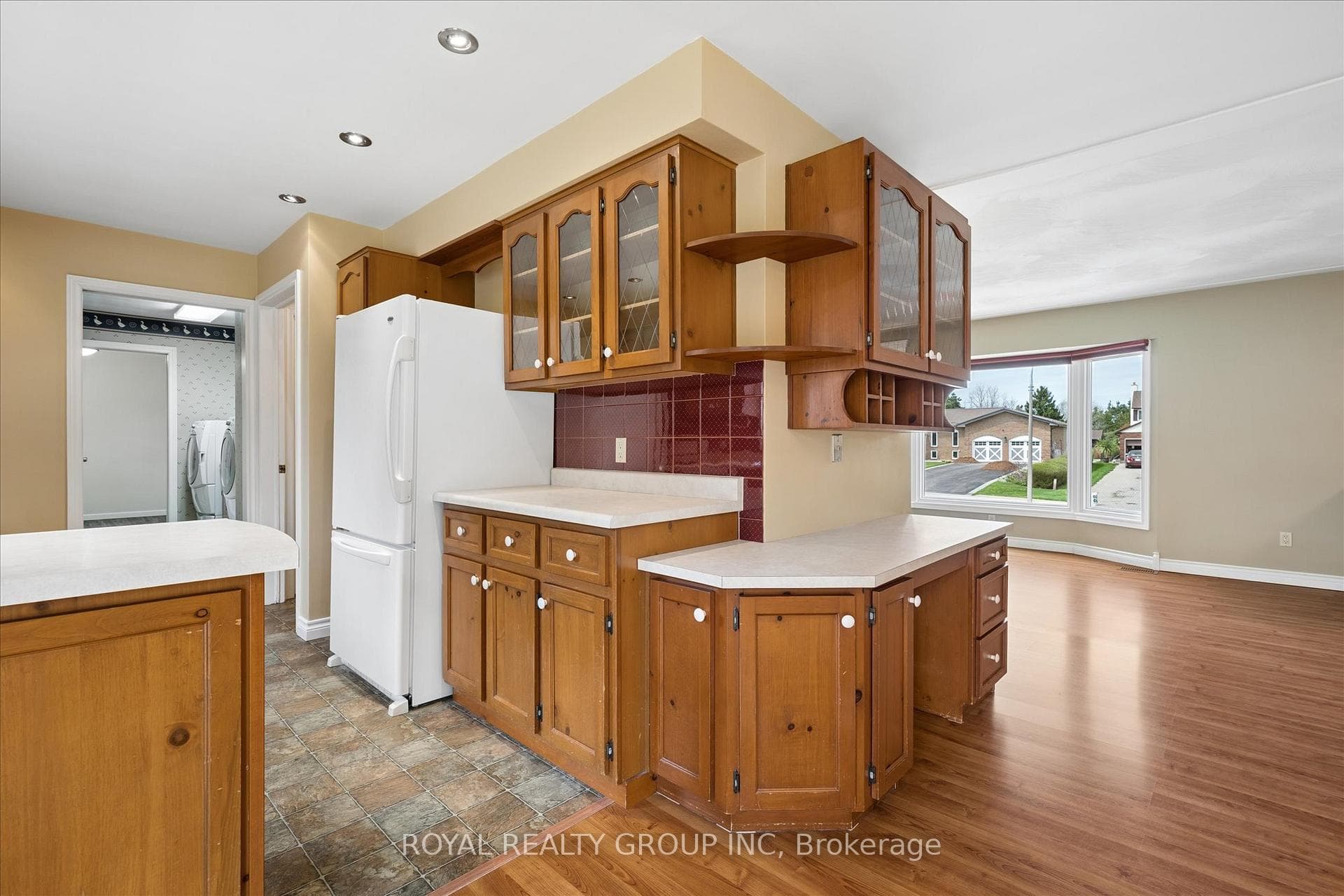 28 Strauss Court photo 15