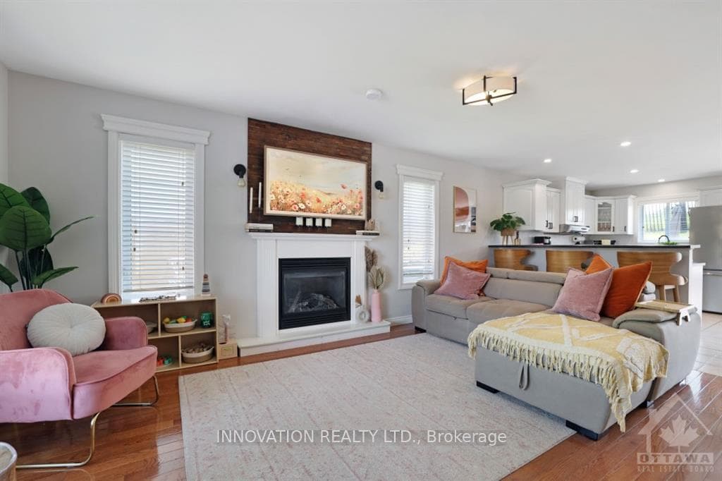 116 MCLACHLIN Street photo 5