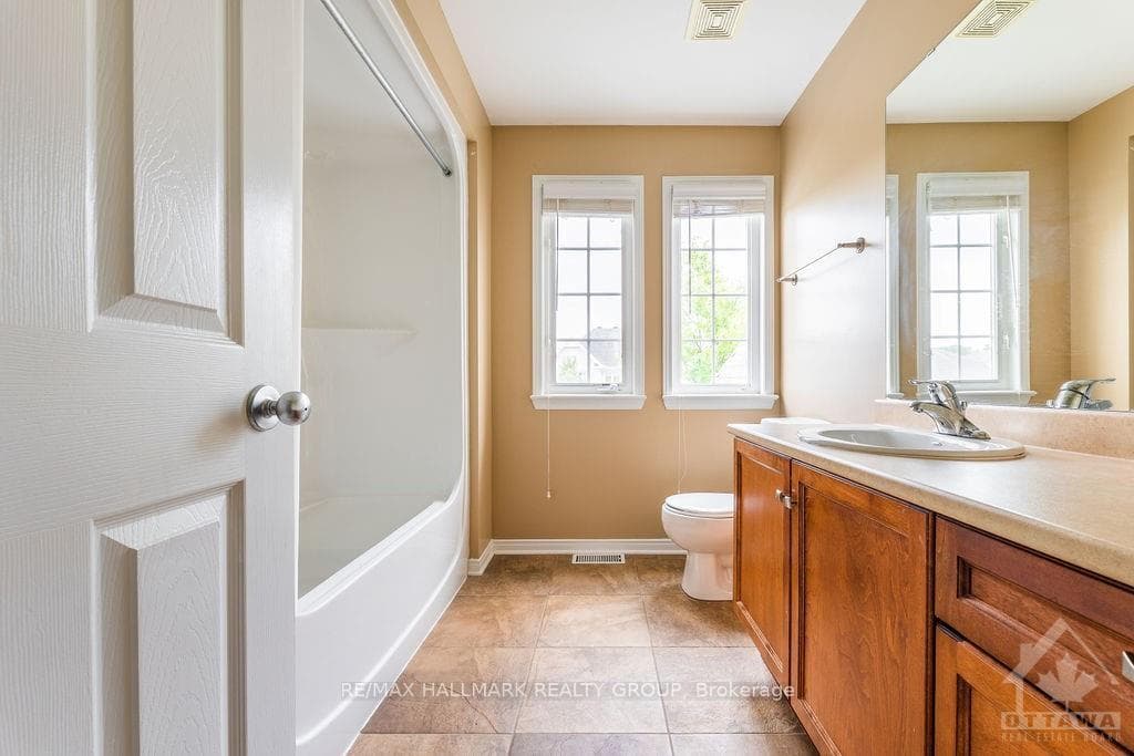 644 BROOKWOOD Circle photo 22