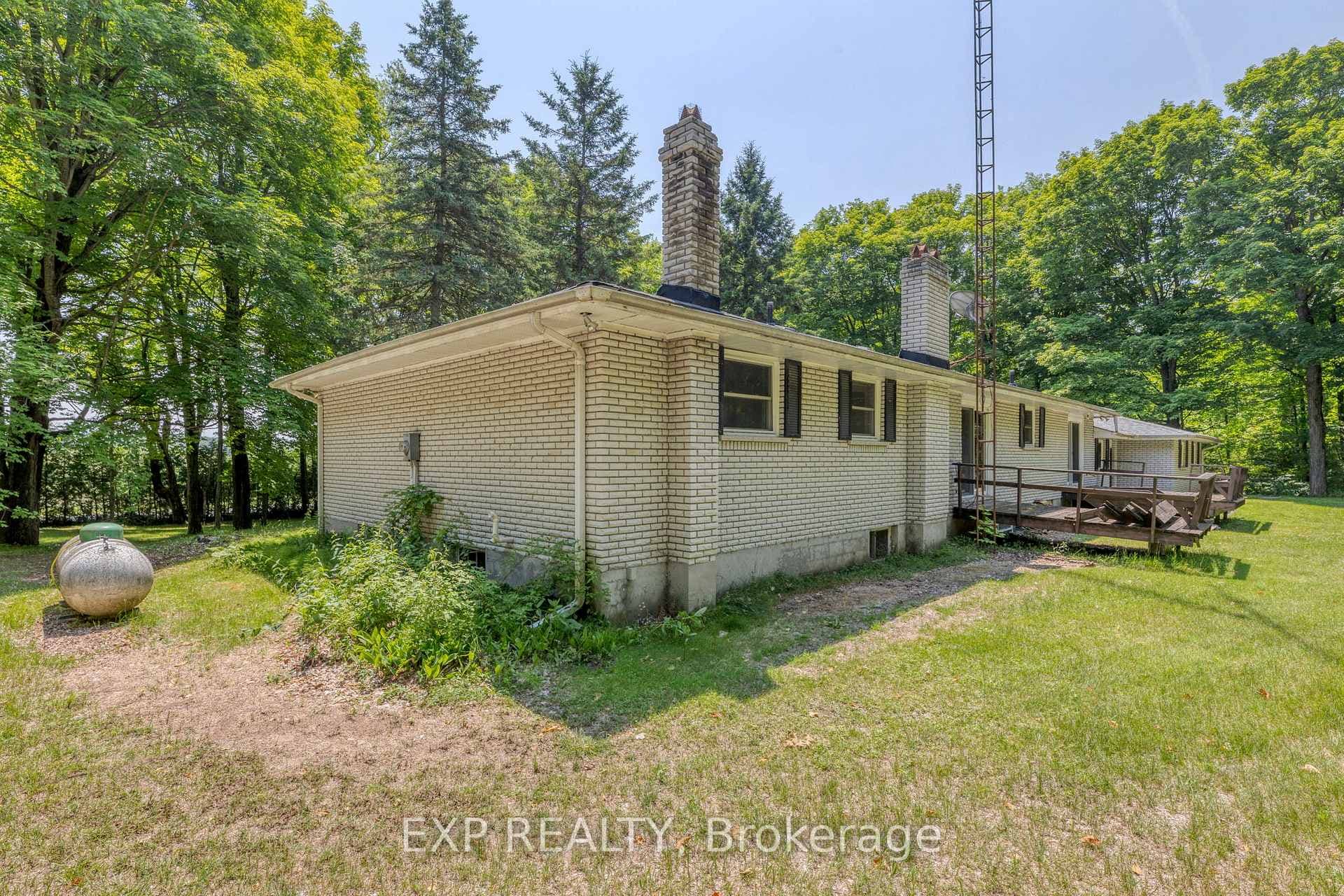 4631 Devitts Road photo 7