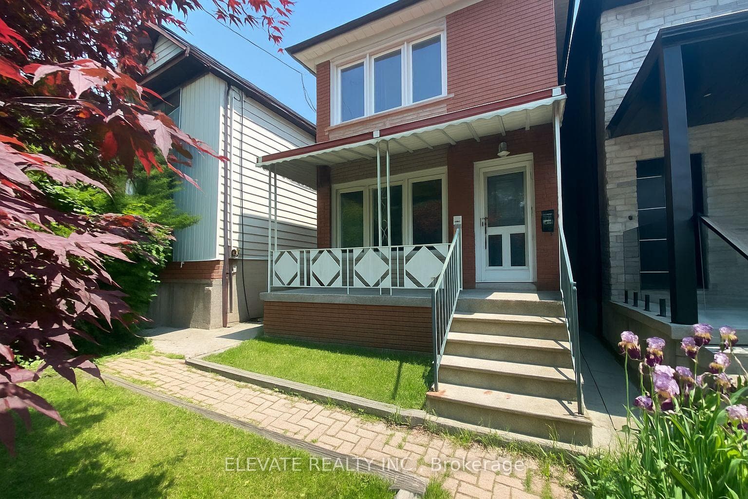 515 Salem Avenue photo 1
