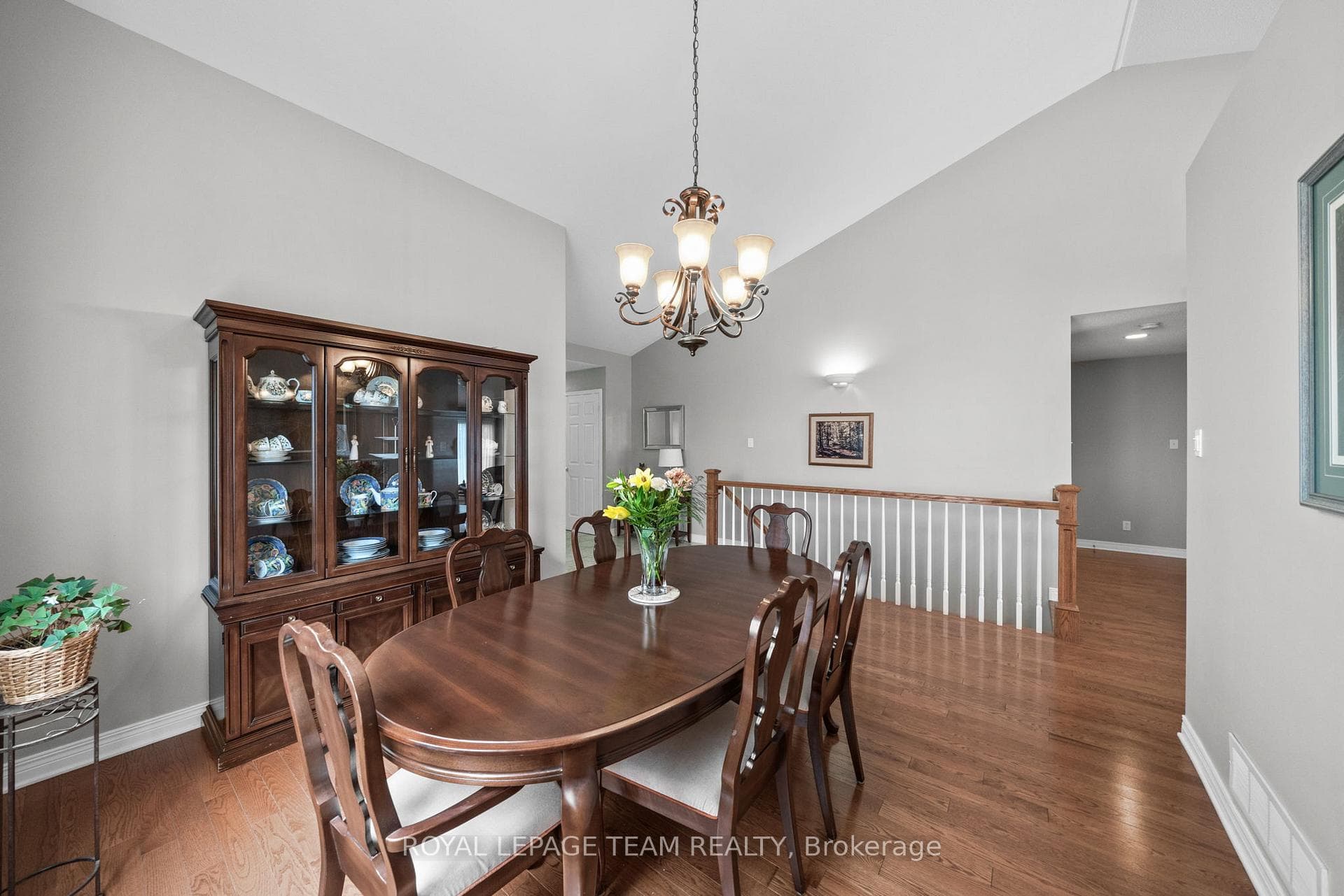 51 Settler's Ridge Way photo 10