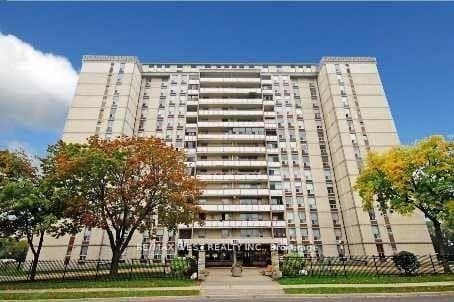 130 Neptune Drive Unit 202 photo 1