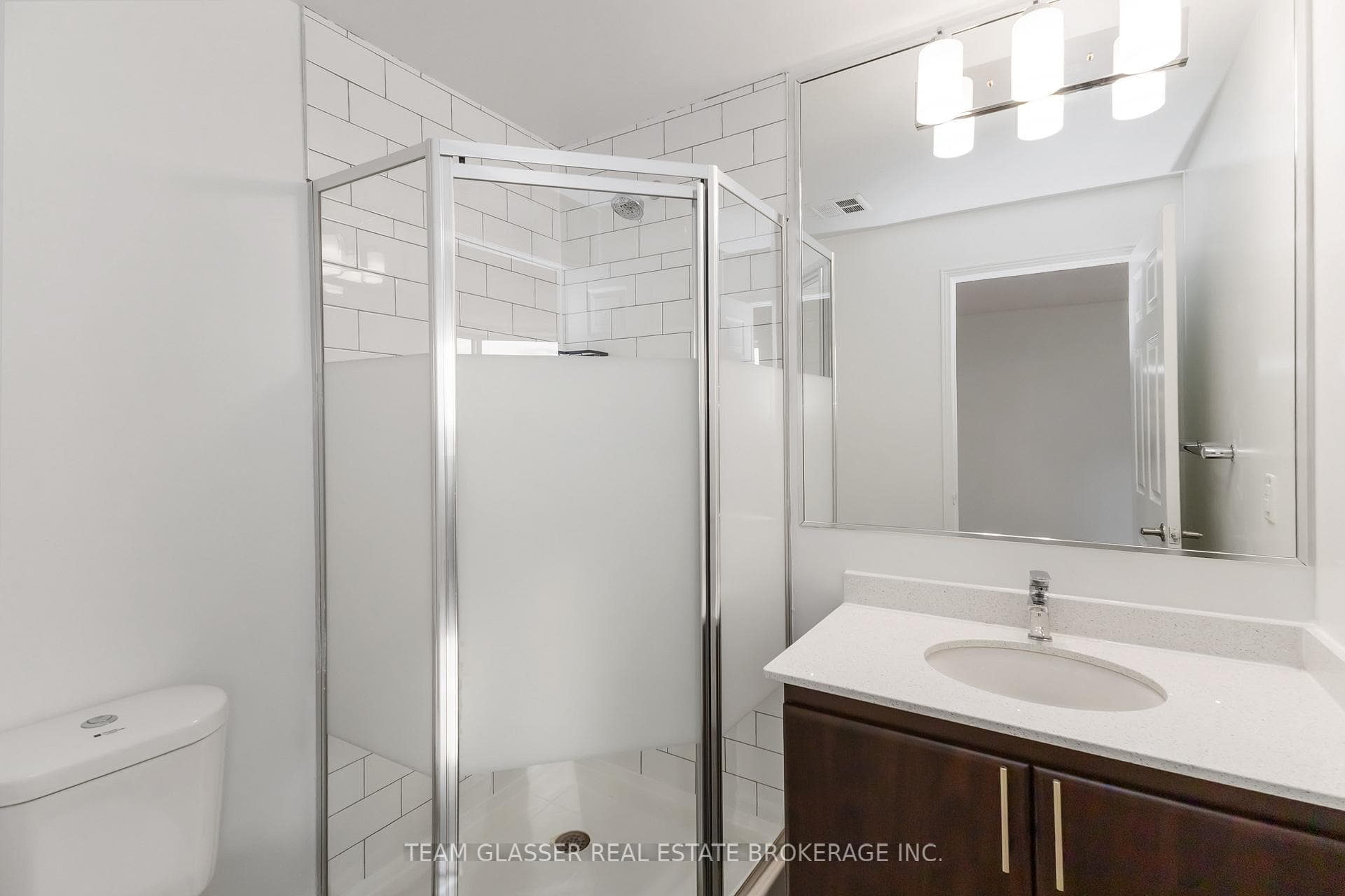 675 RICHMOND Street Unit 1202 photo 27