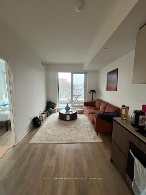 150 Logan Avenue Unit 439 photo 4