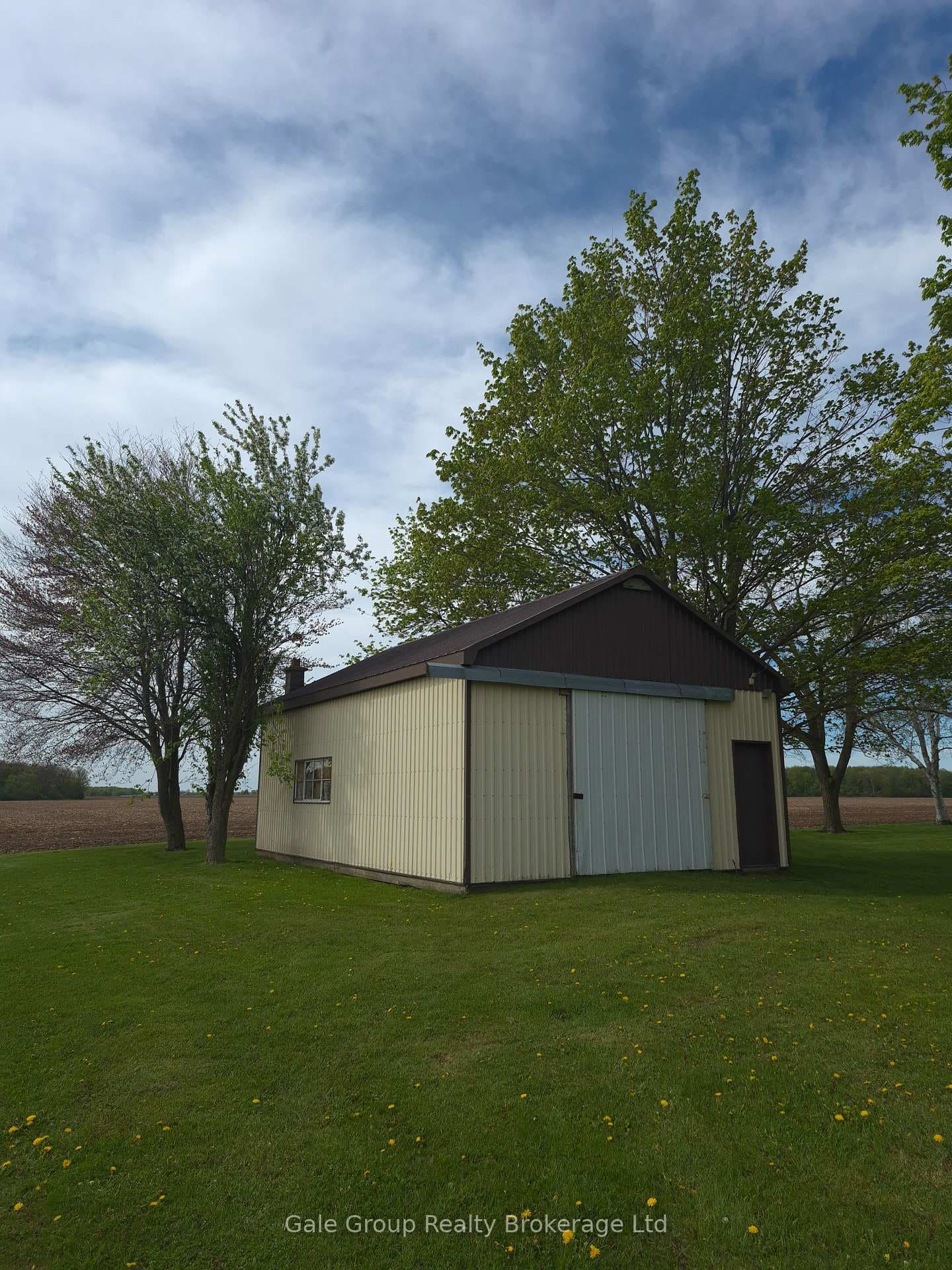 324554 Mount Elgin Road photo 6