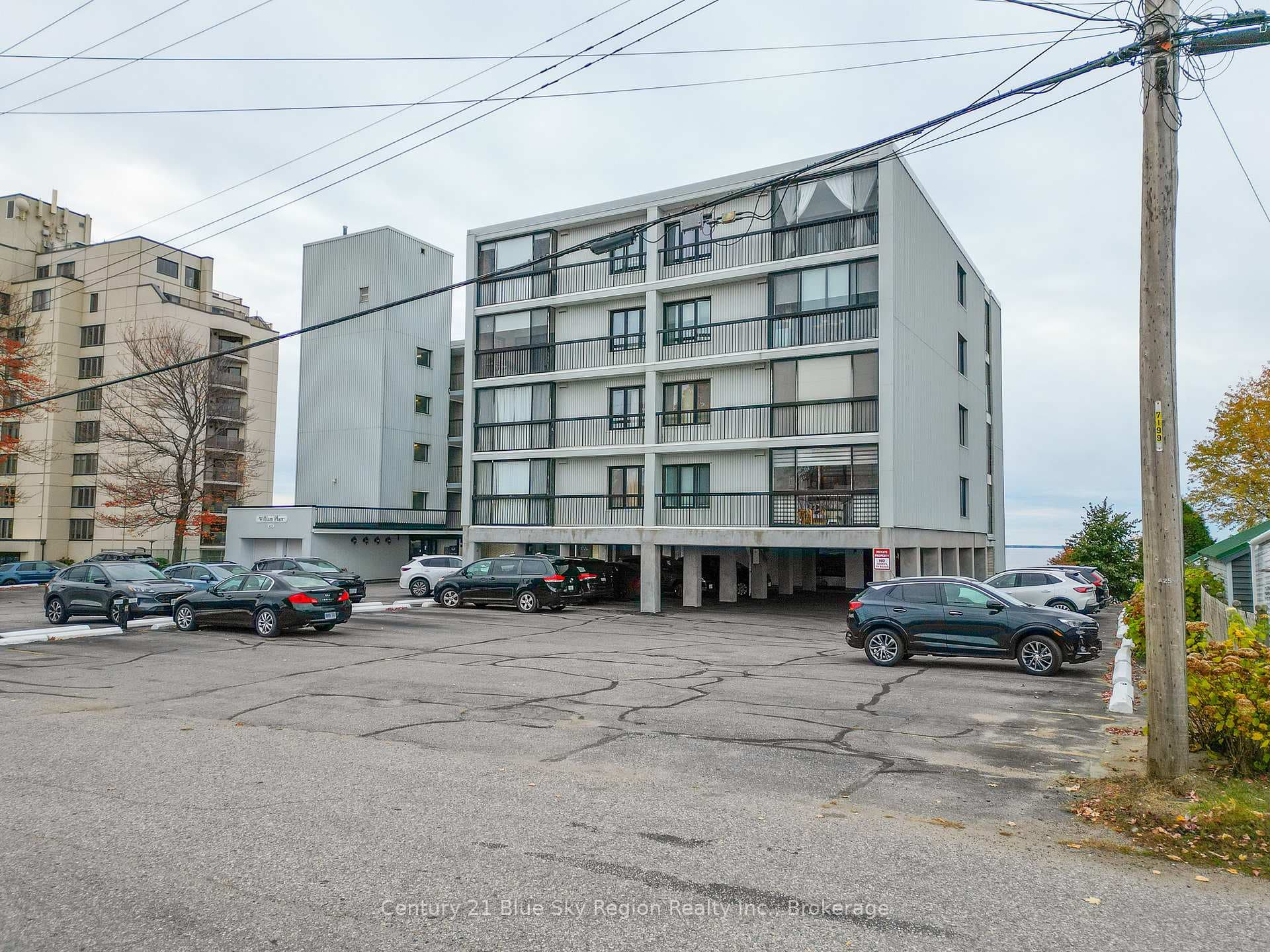 425 William Street Unit 401 photo 13