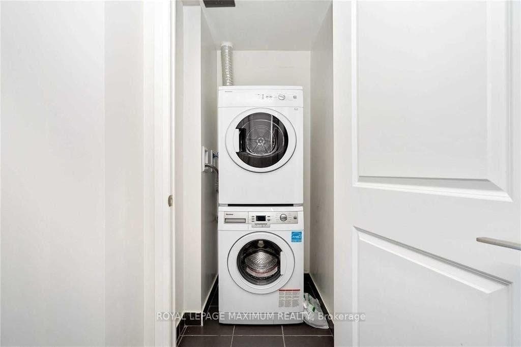 3700 Highway 7 Road Unit 2209 photo 13